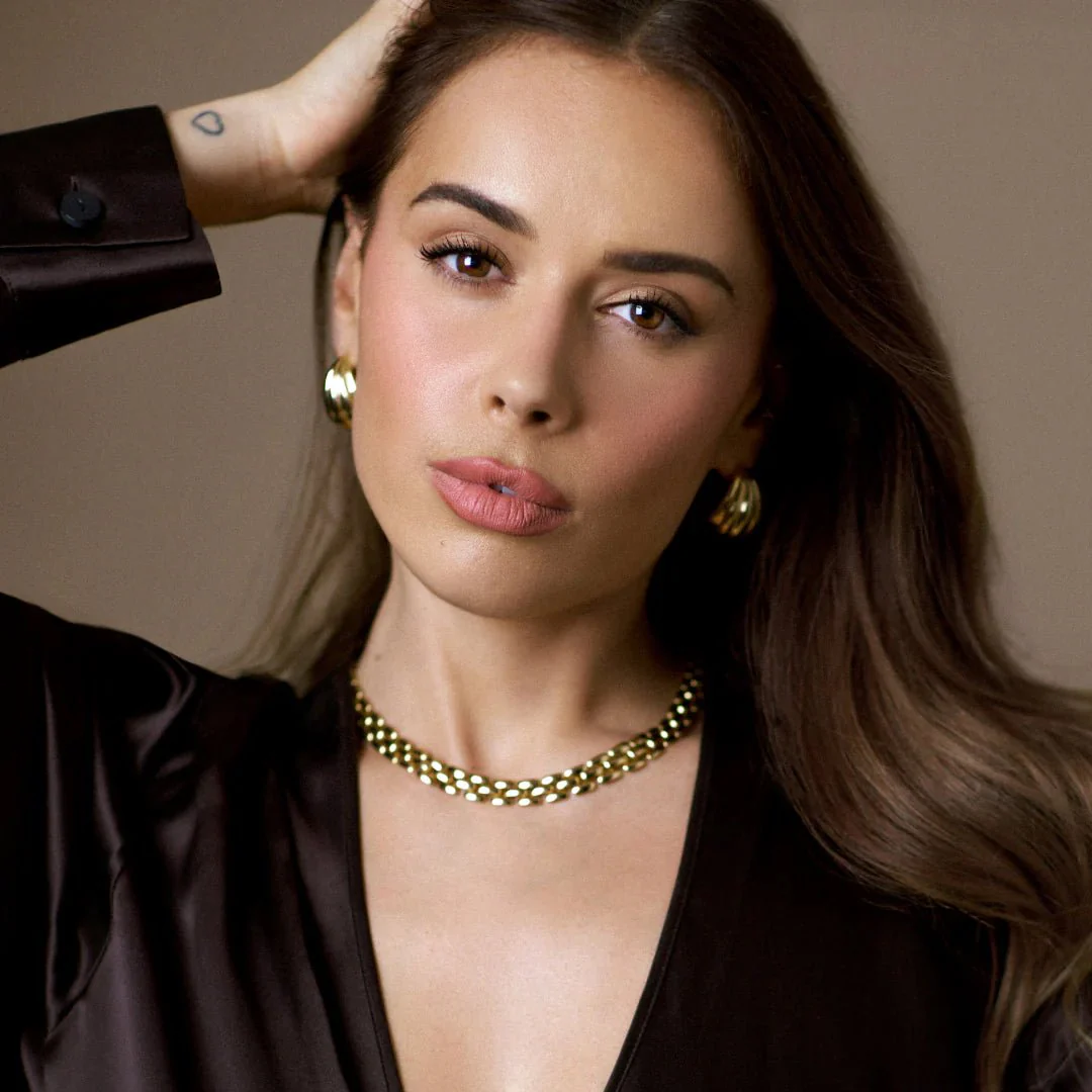 Statement Voluminous Curved Drop Earring Pale Gold - Image 3