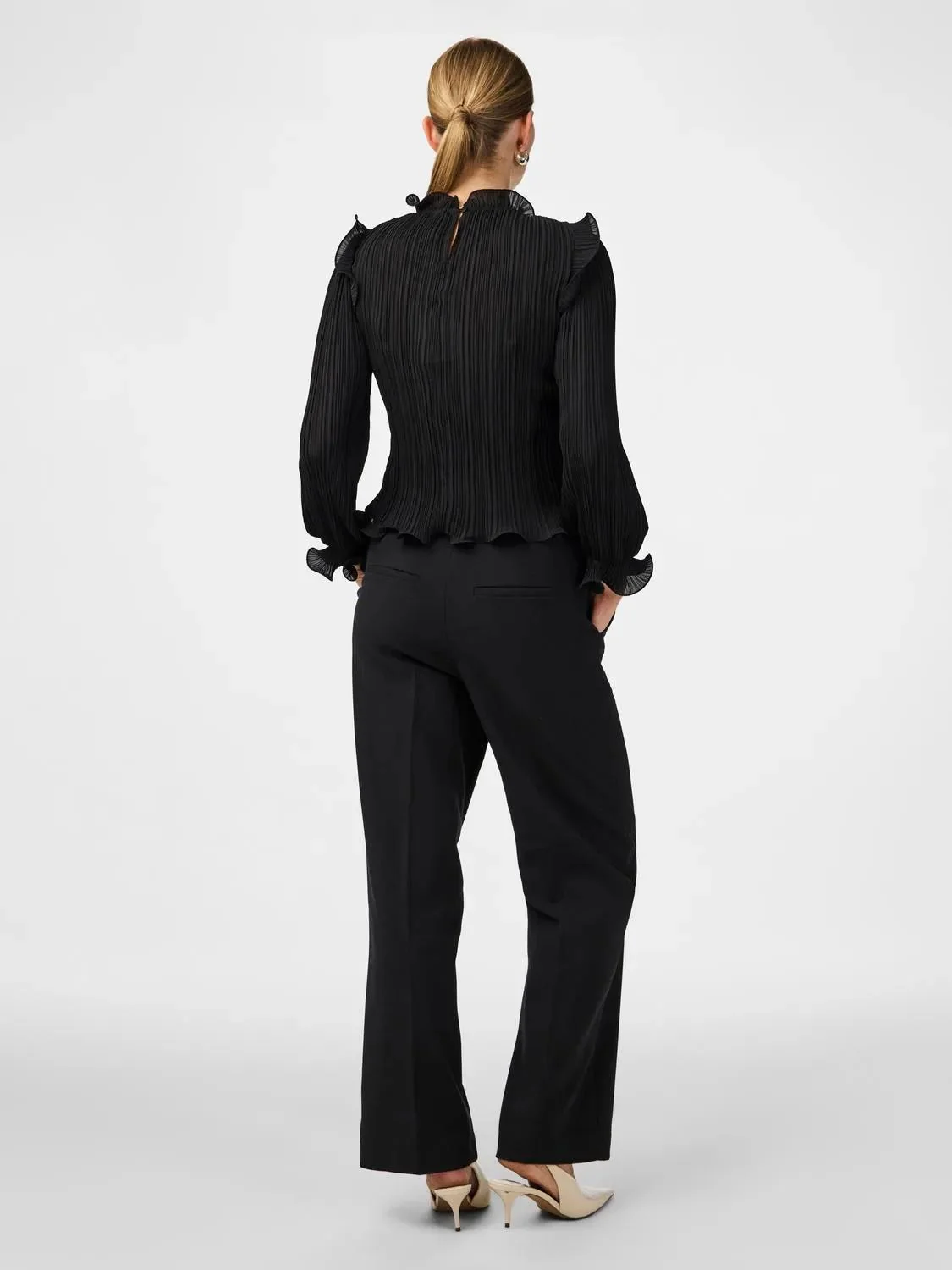 Yasphilina Ls High Neck Top Black - Image 6