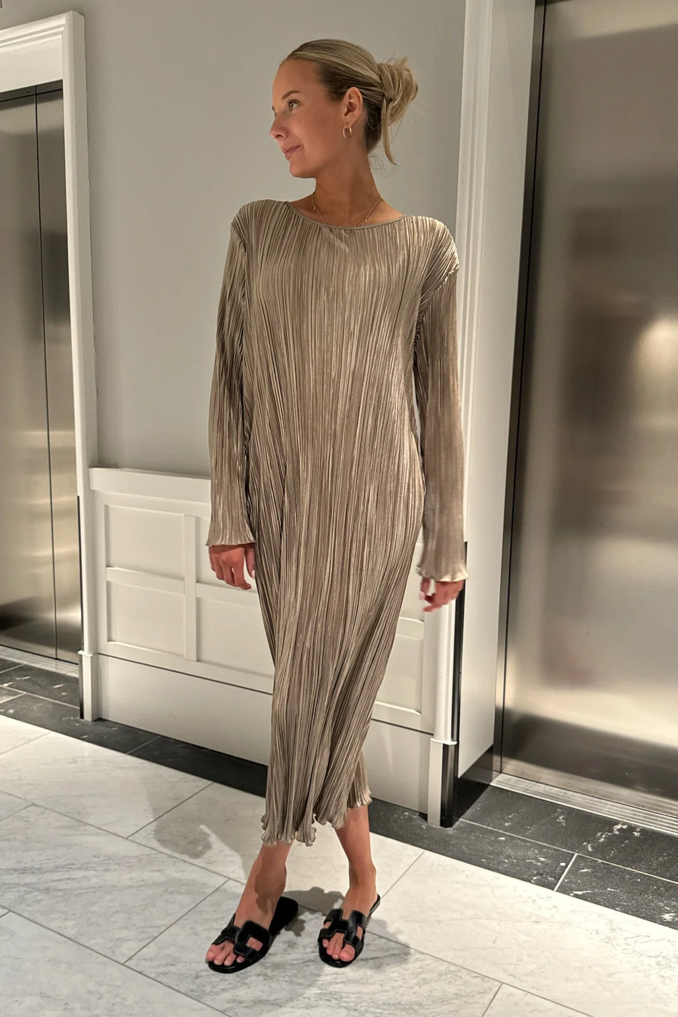Kellyic Long Plisse Dress Light Brown - Image 8