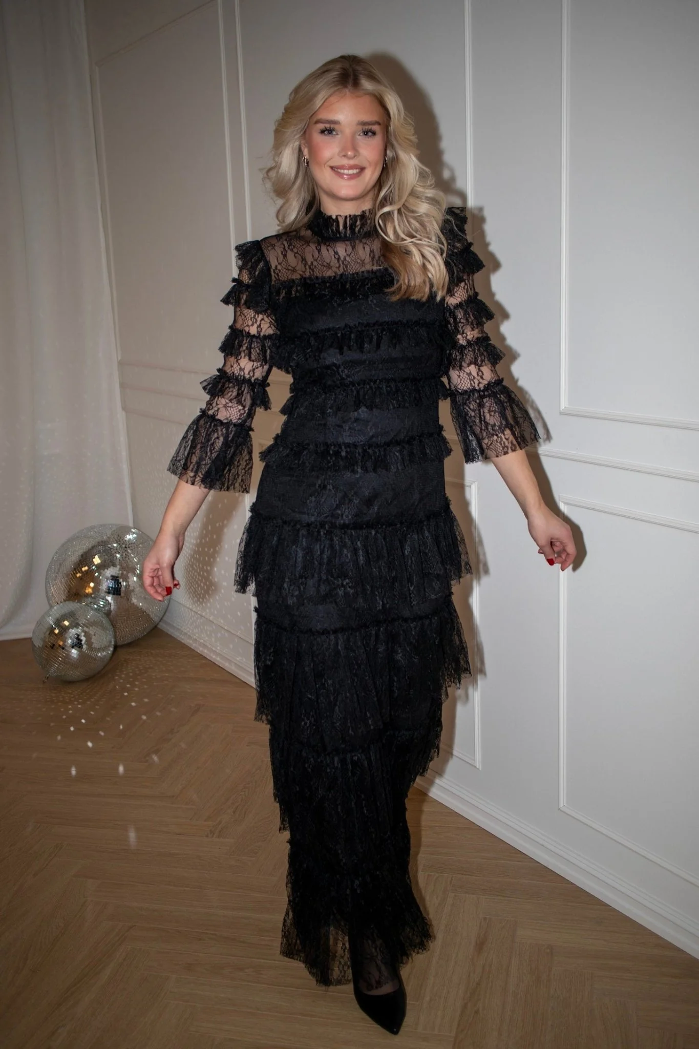 Carmine Long Sleeve Lace Maxi Dress Black - Image 5