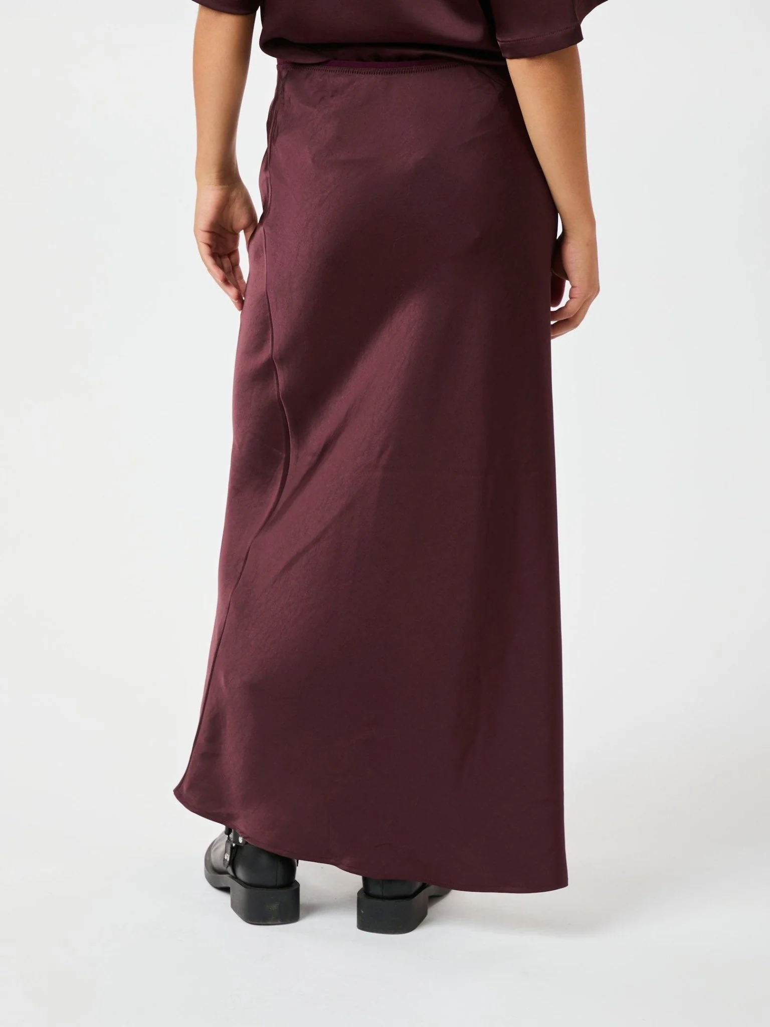 Vicky Heavy Sateen Skirt Burgundy - Image 11