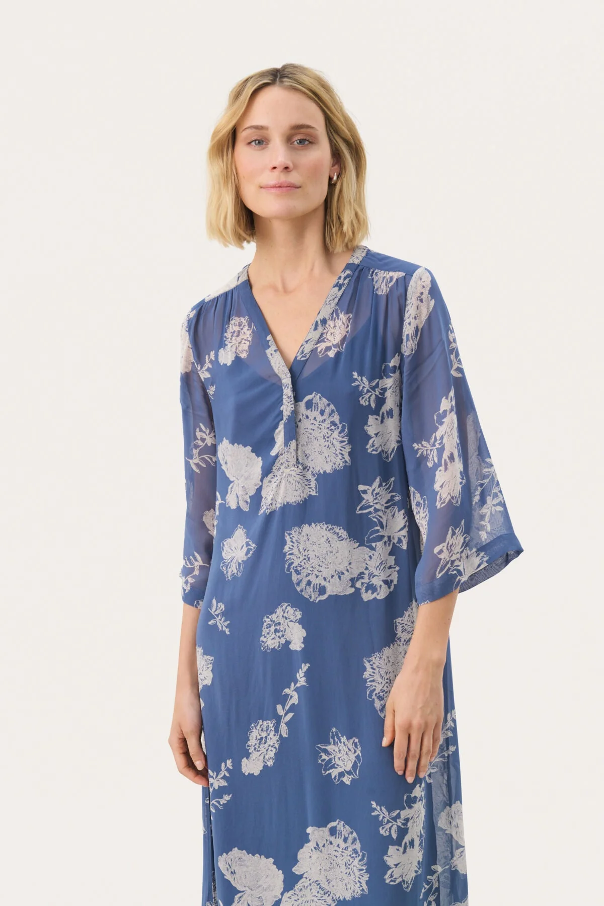 Beritpw Dress Oceana Stunning Flower - Image 4