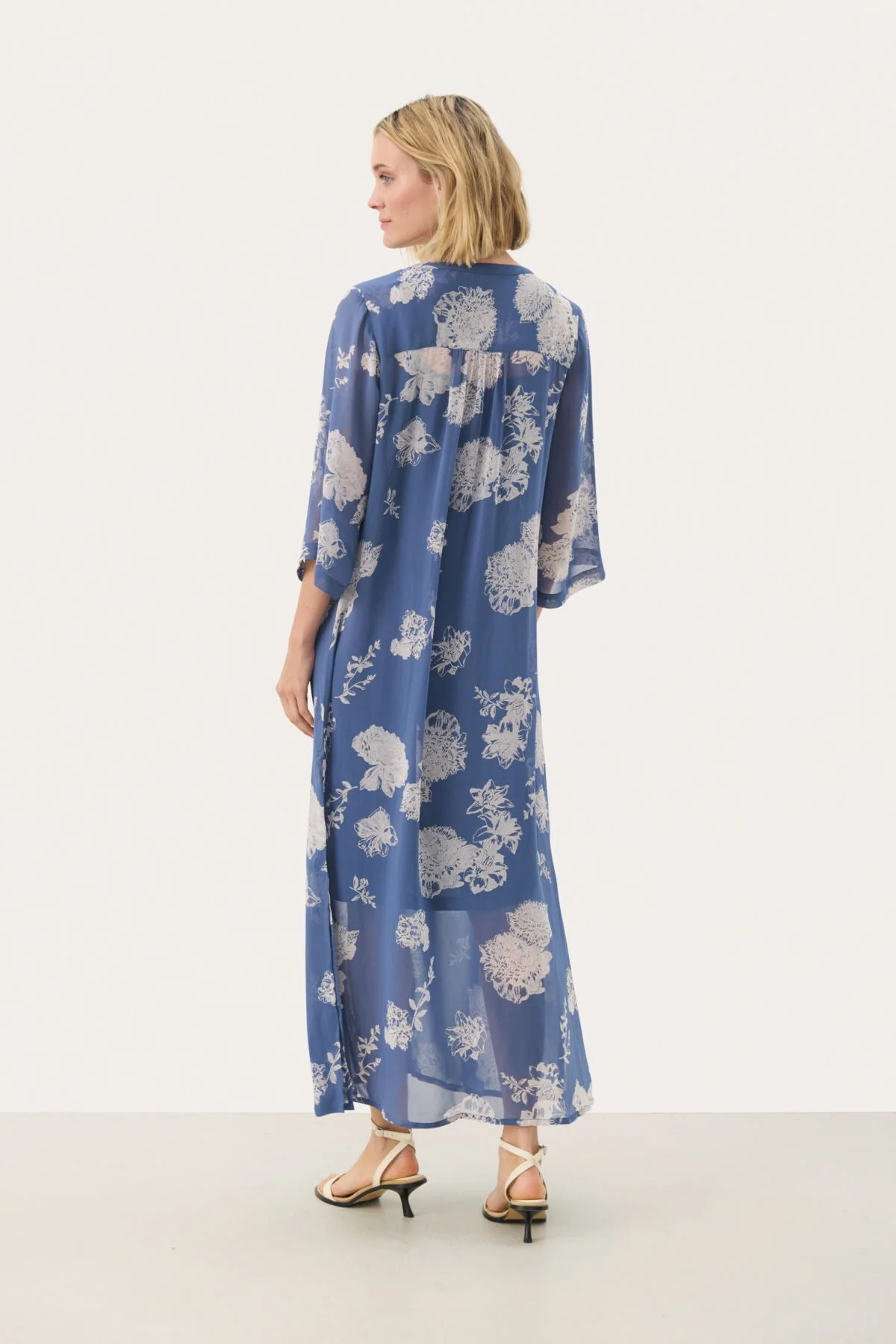 Beritpw Dress Oceana Stunning Flower - Image 5