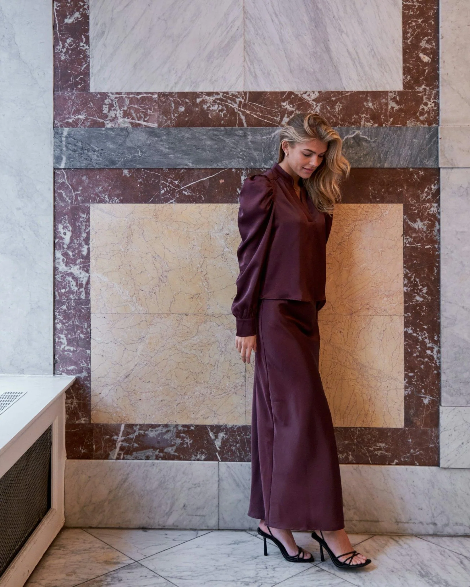 Rosslyn Heavy Sateen Blouse Burgundy - Image 6