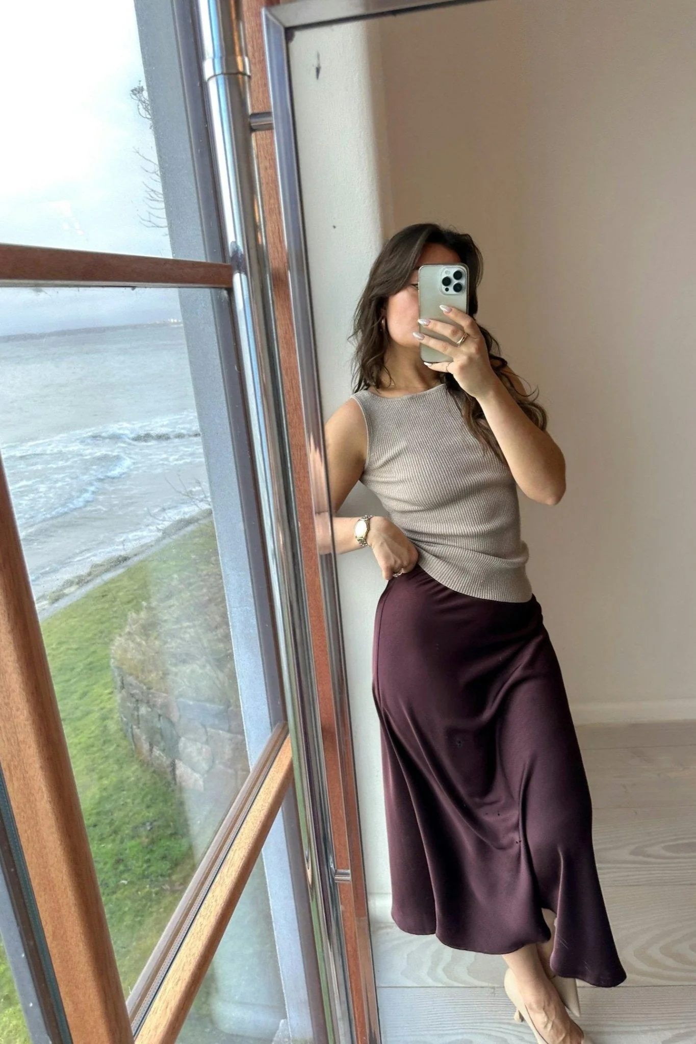 Bovary Skirt Burgundy - Image 9