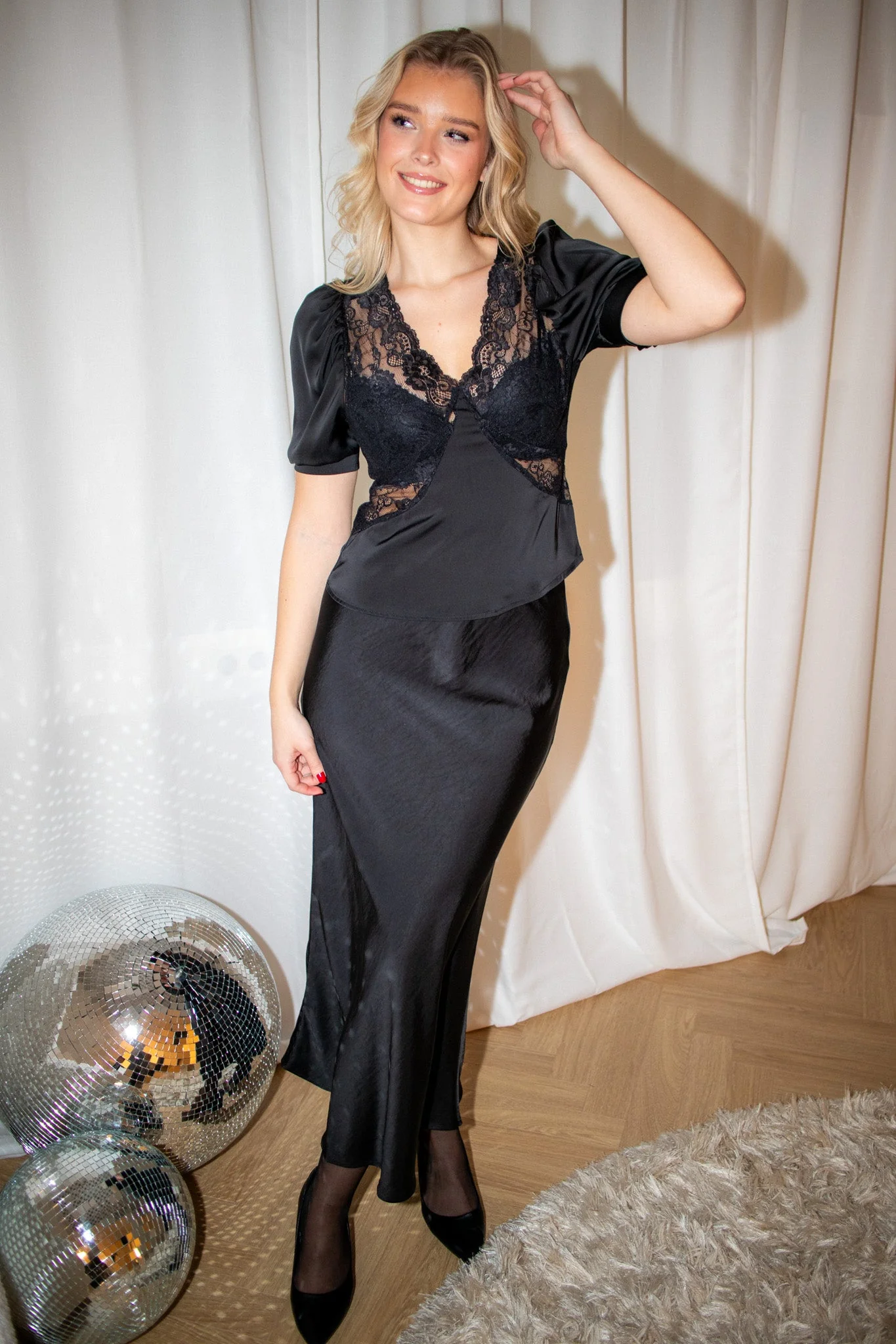 Ambrosi Lace Blouse Black - Image 4