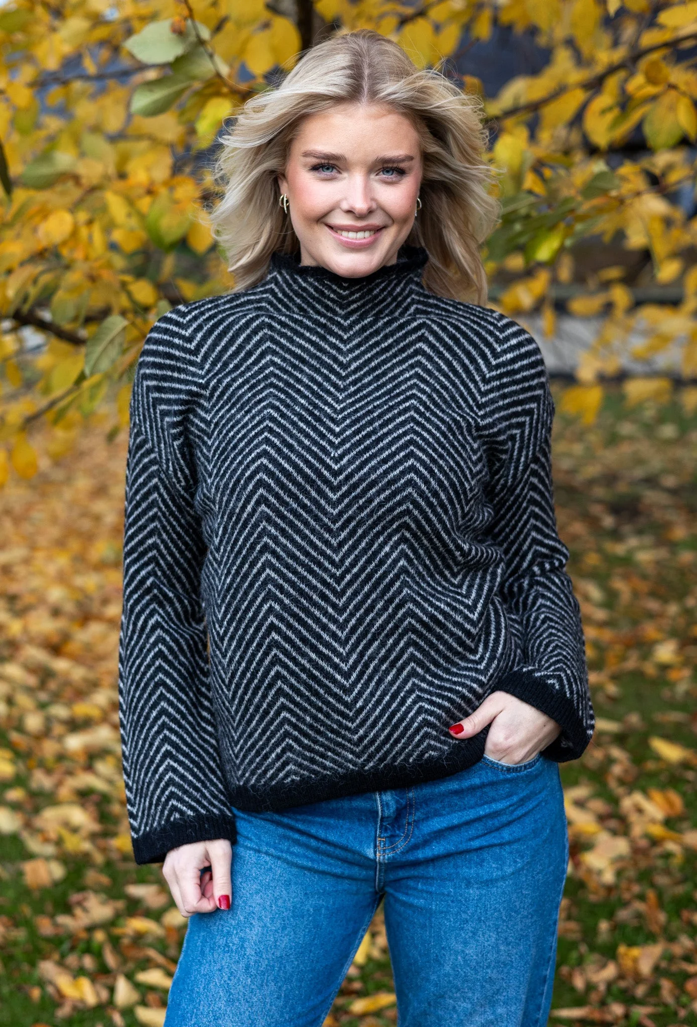 Lulu Ls Herringbone Knit High Neck Black Birch