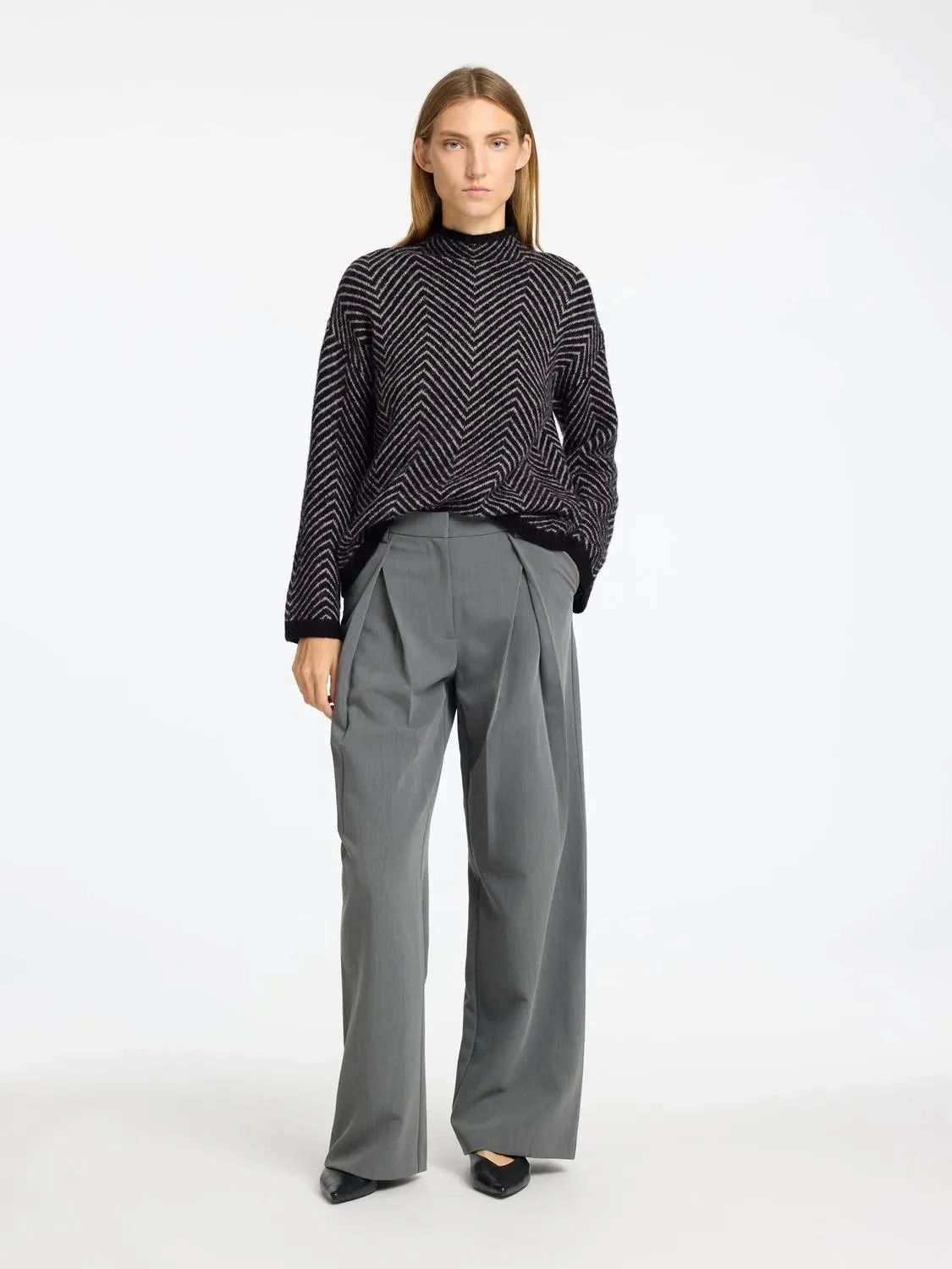 Lulu Ls Herringbone Knit High Neck Black Birch - Image 5