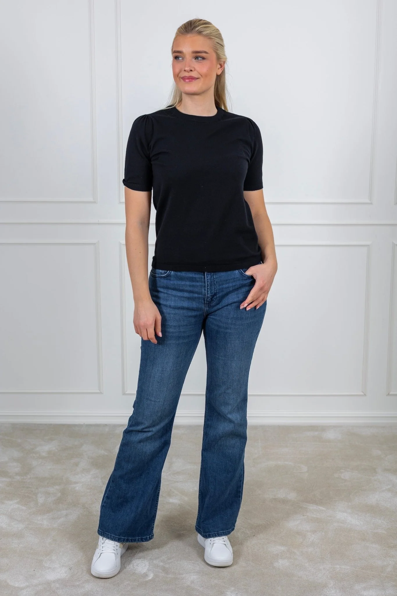 Taylor Pullover Black - Image 3