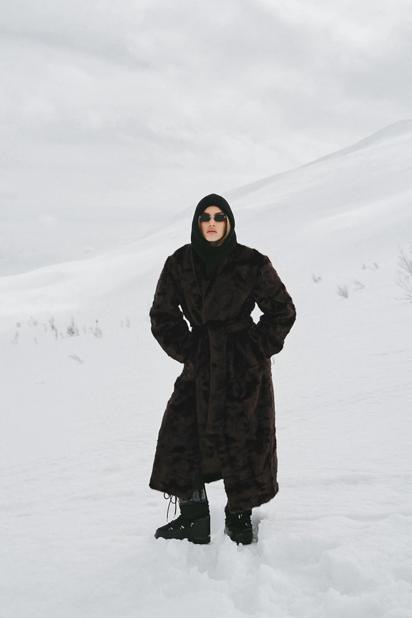 Vaujany Faux Fur Maxi Coat Rich Brown - Image 3
