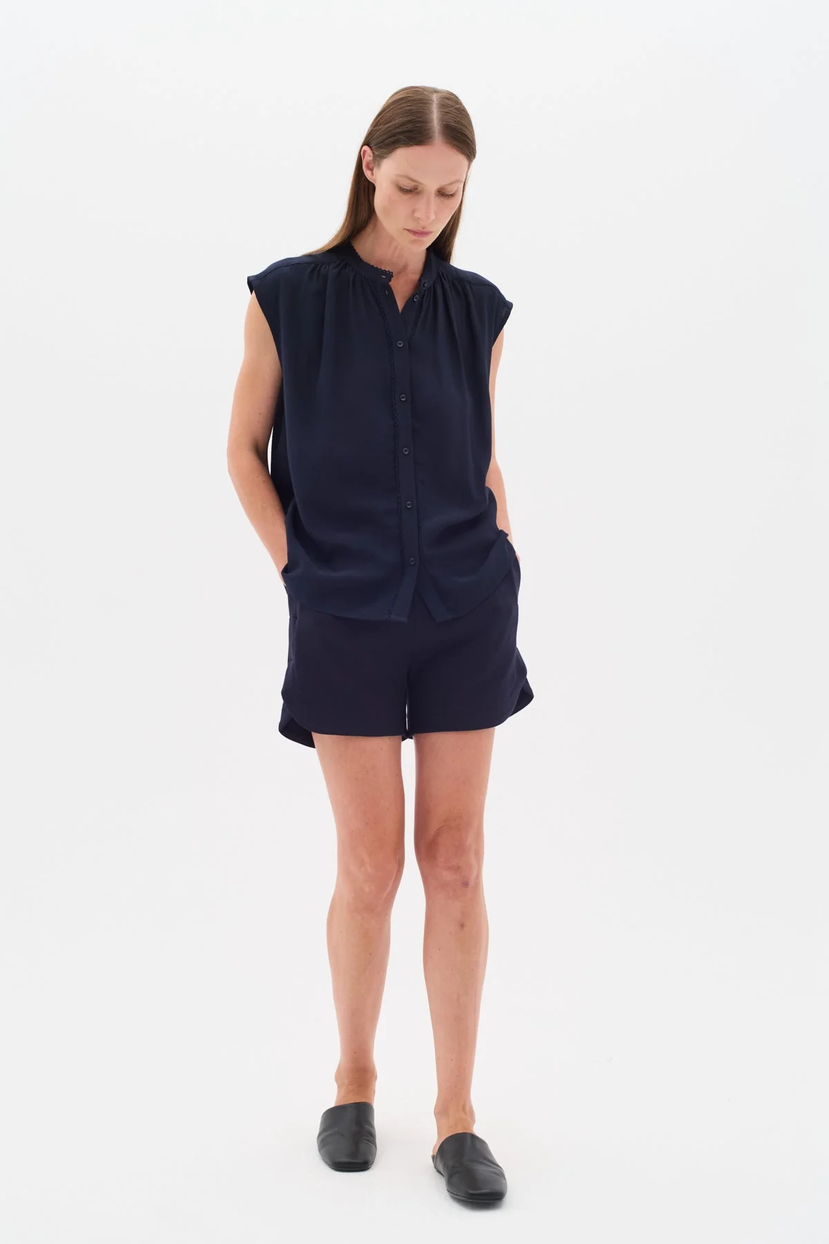 Henniehiw Vincent Shorts Marine Blue - Image 6
