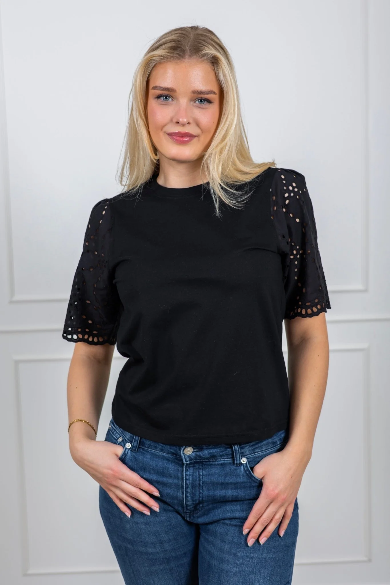 Faithiw Top Black - Image 4