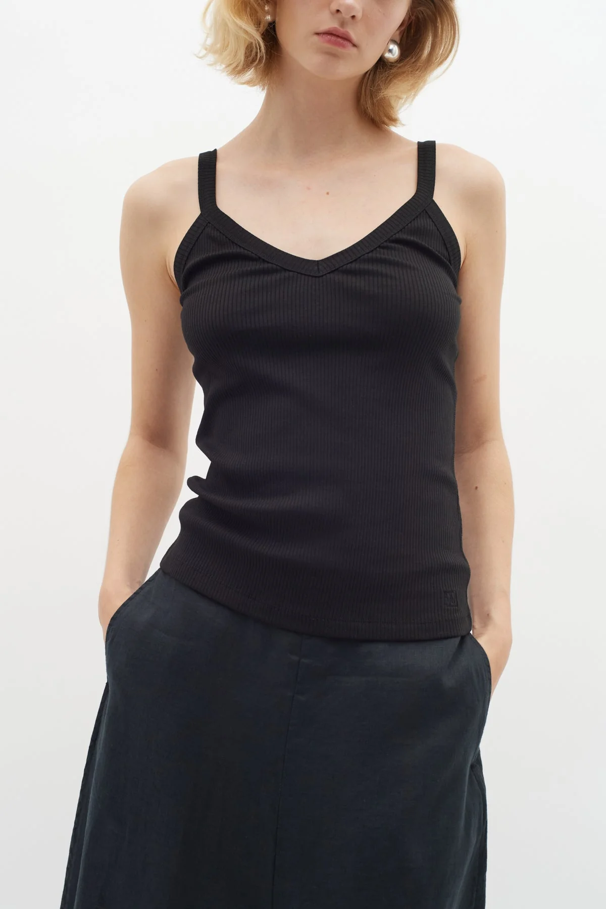 Dagnaiw V-Top Black - Image 7