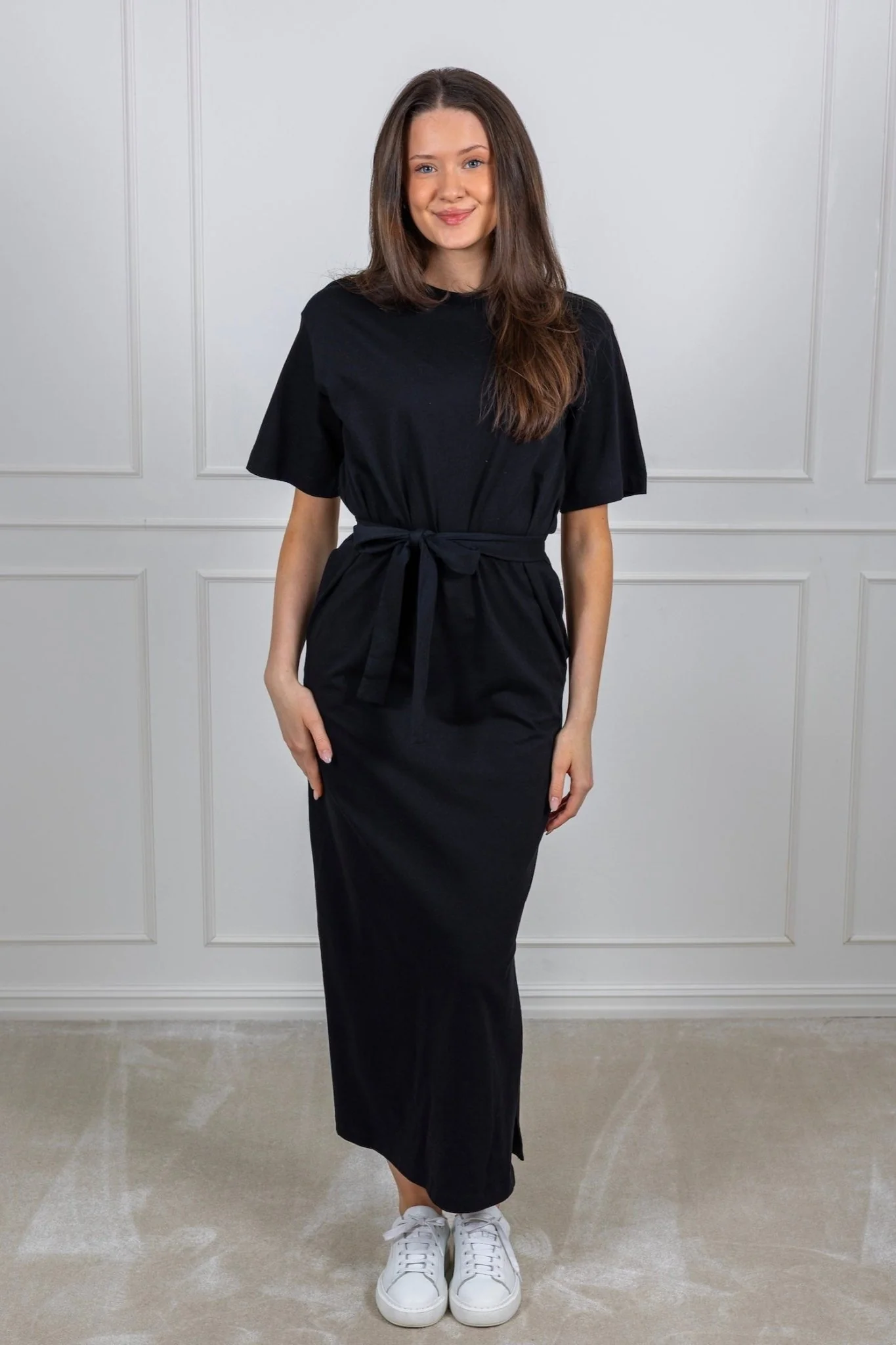 Essential Ss Pocket Ankle Dress Black