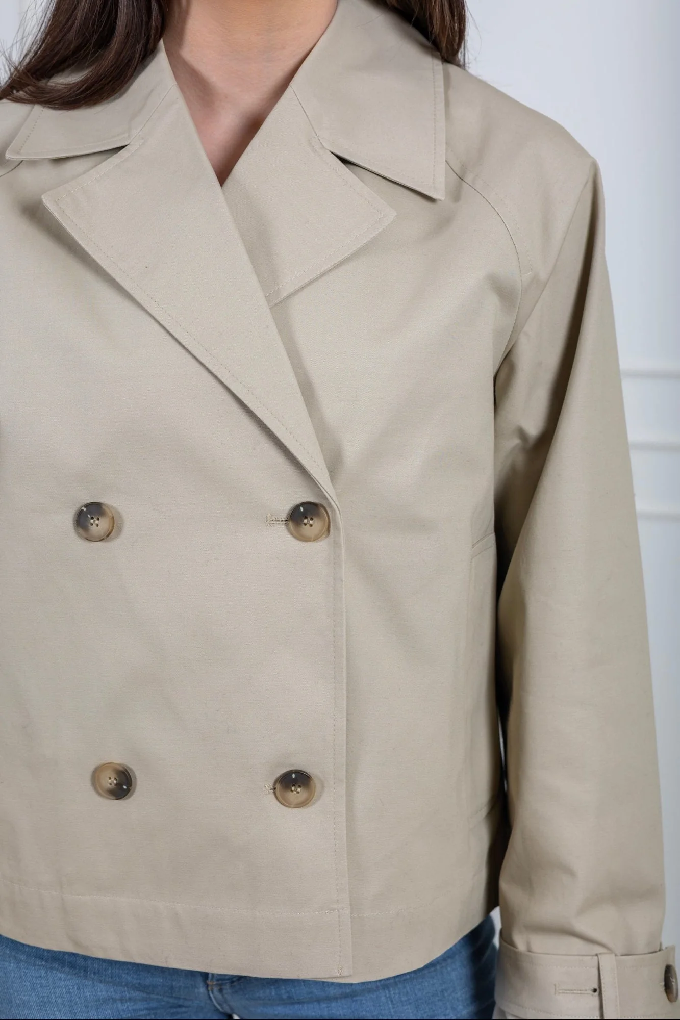 Cilo Short Trenchcoat Island Fossil - Image 10