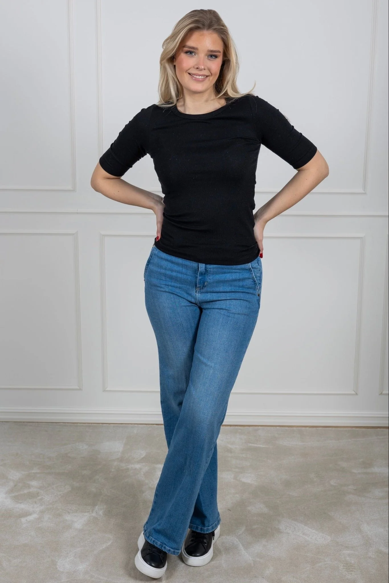 Dianna 2/4 O-Neck Top Black - Image 3