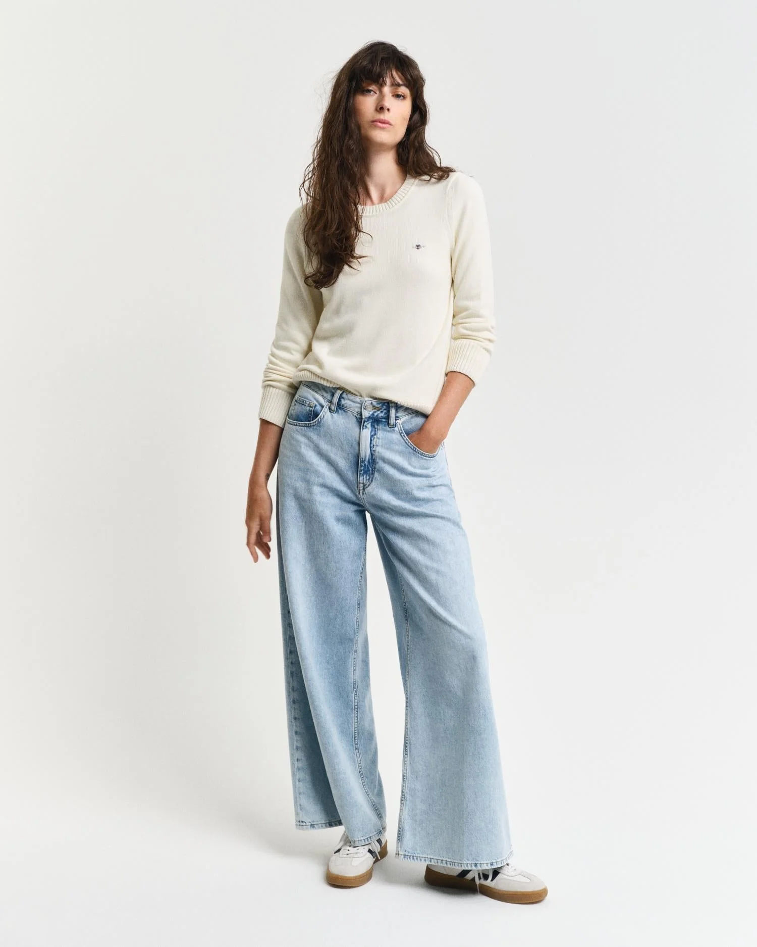 Classic Cotton Crew Neck Sweater Cream - Image 3