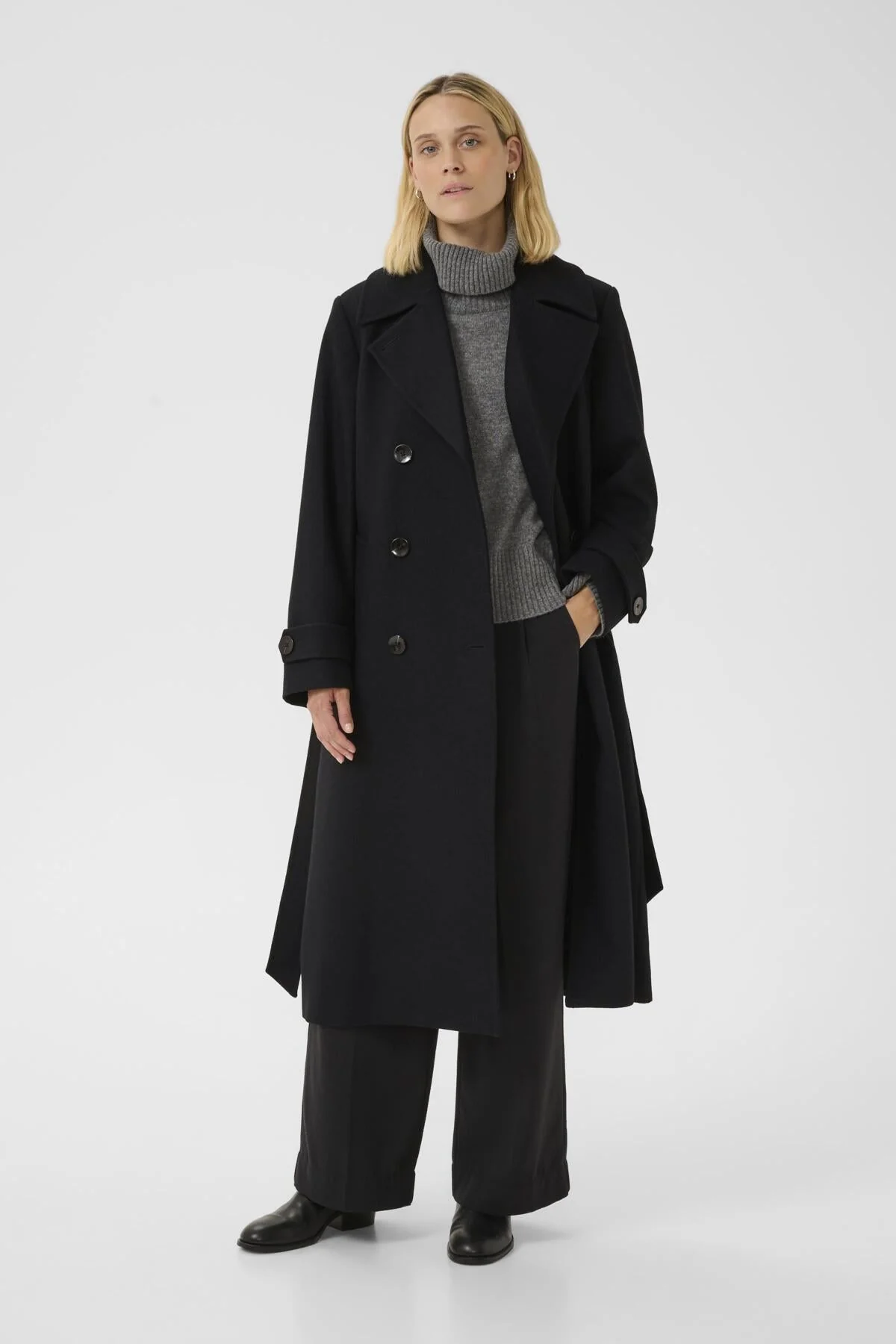 Synne Outerwear Black - Image 6