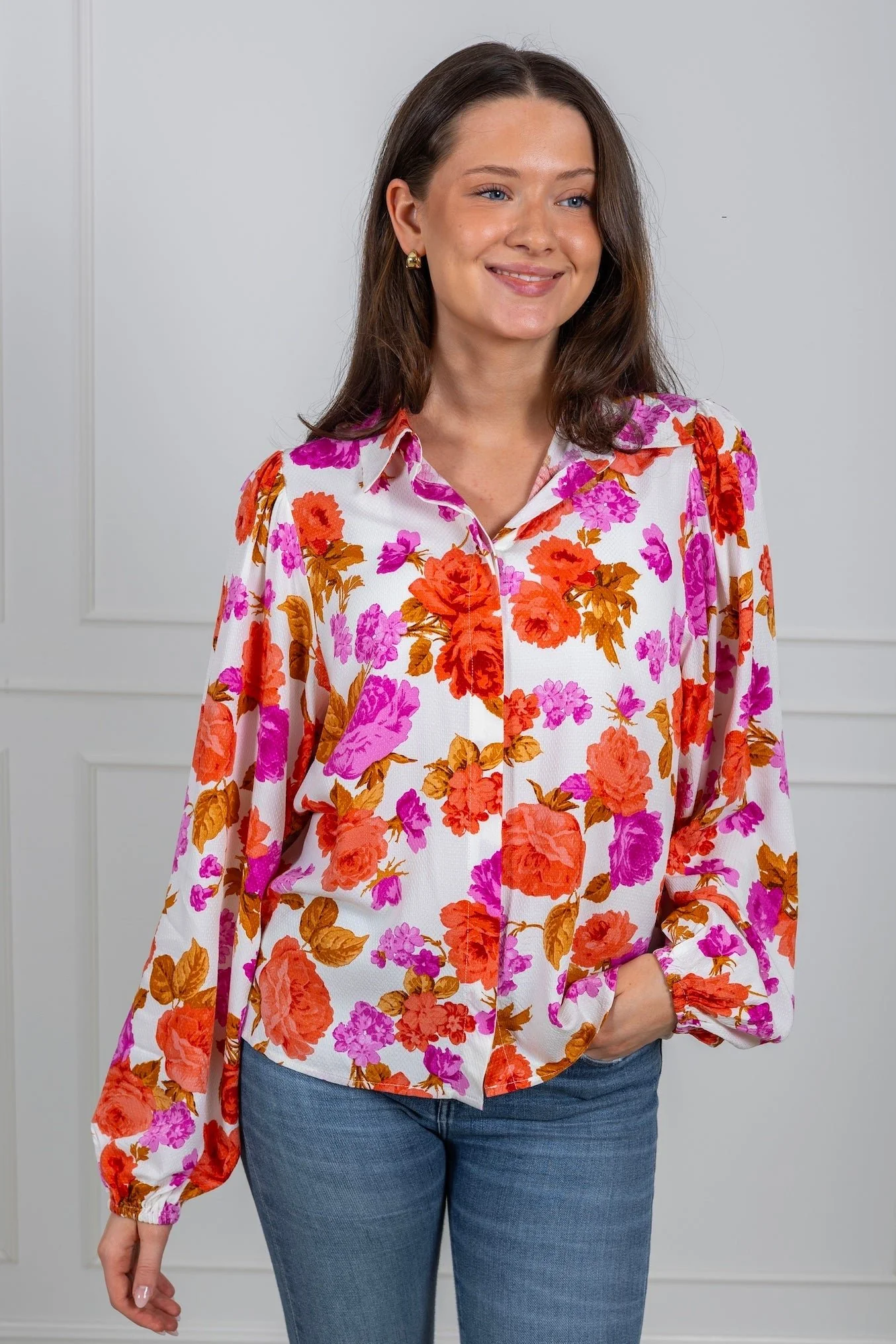 Yasasina Ls Shirt Star White Emilie - Image 4
