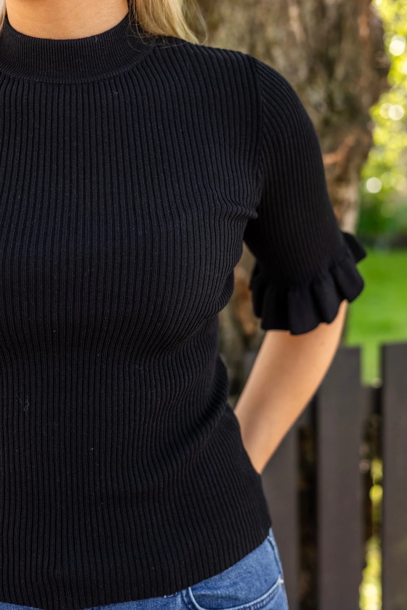 Mikke Ss Knit Top Black - Image 4