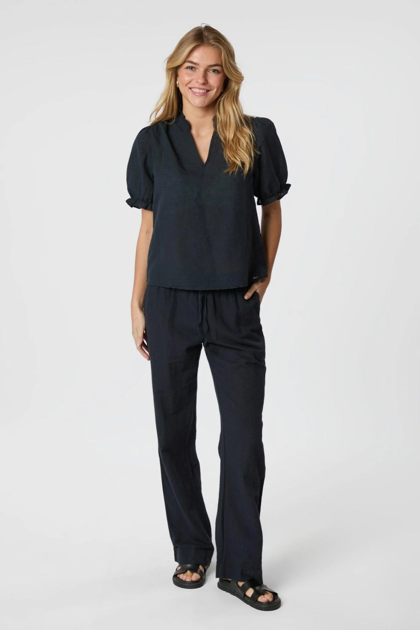 Sonar Linen Pants Navy - Image 4