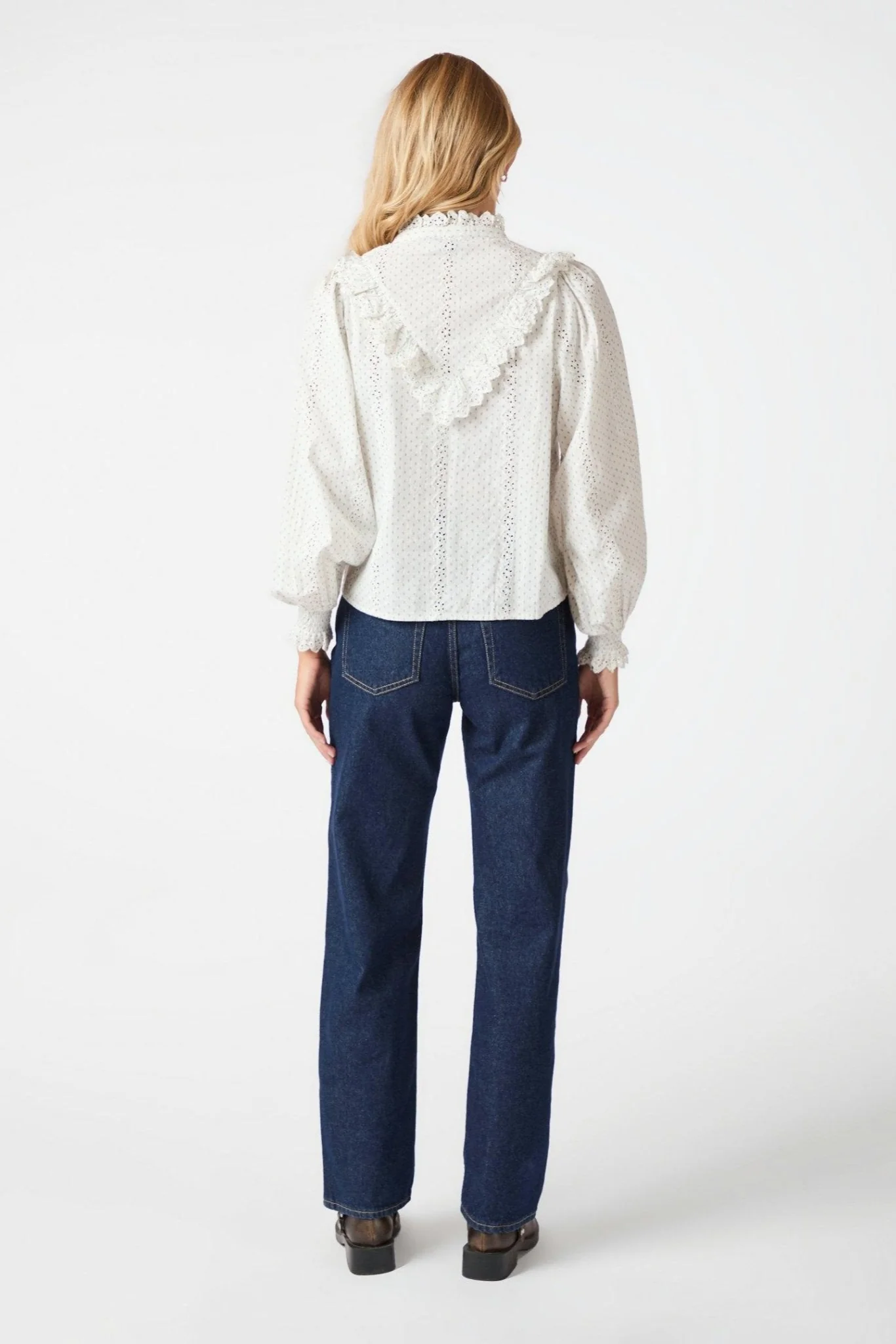 Degas Embroidery Blouse Off White - Image 6