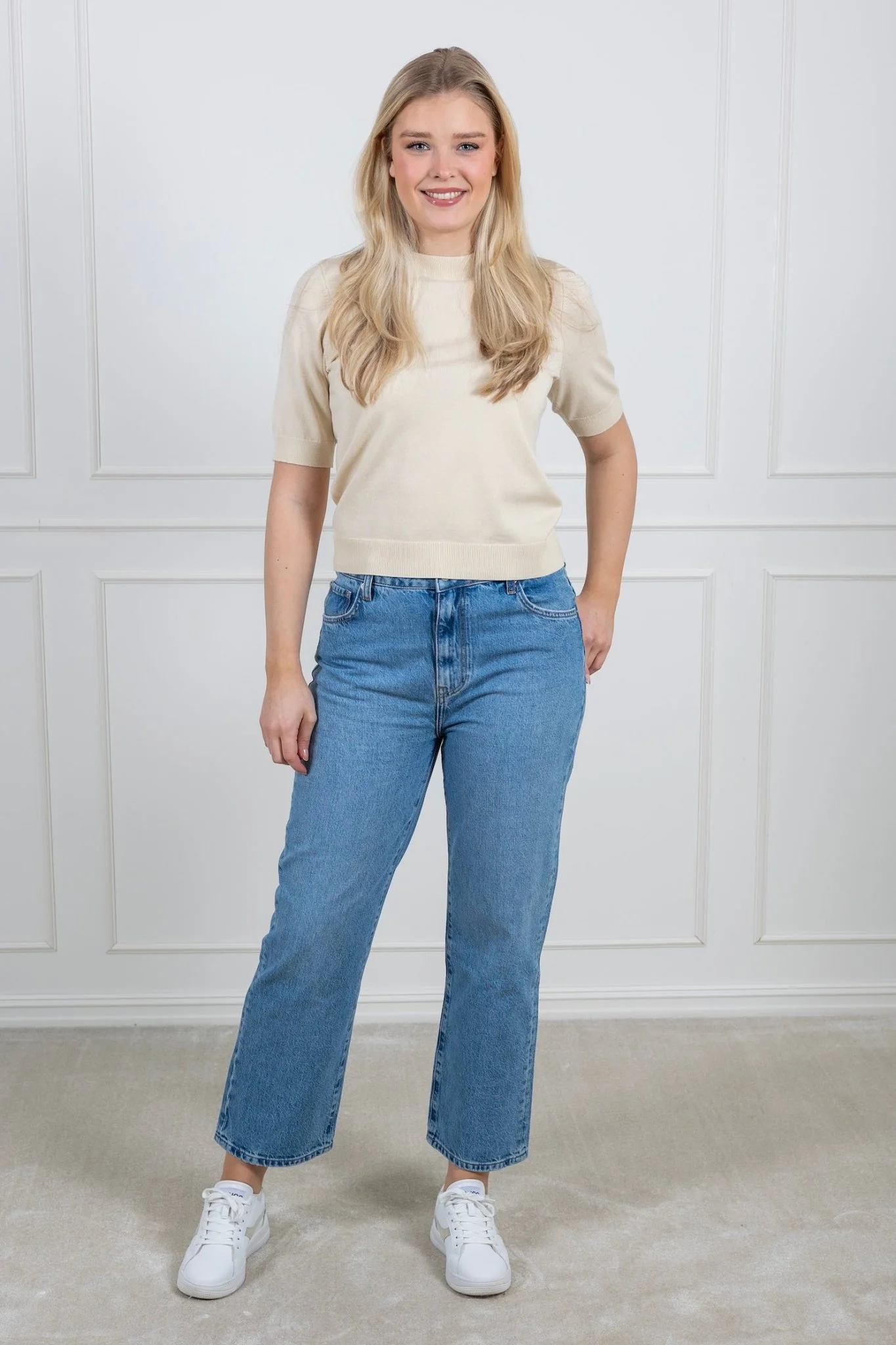 Holly Jeans Washed Mid Blue - Image 2