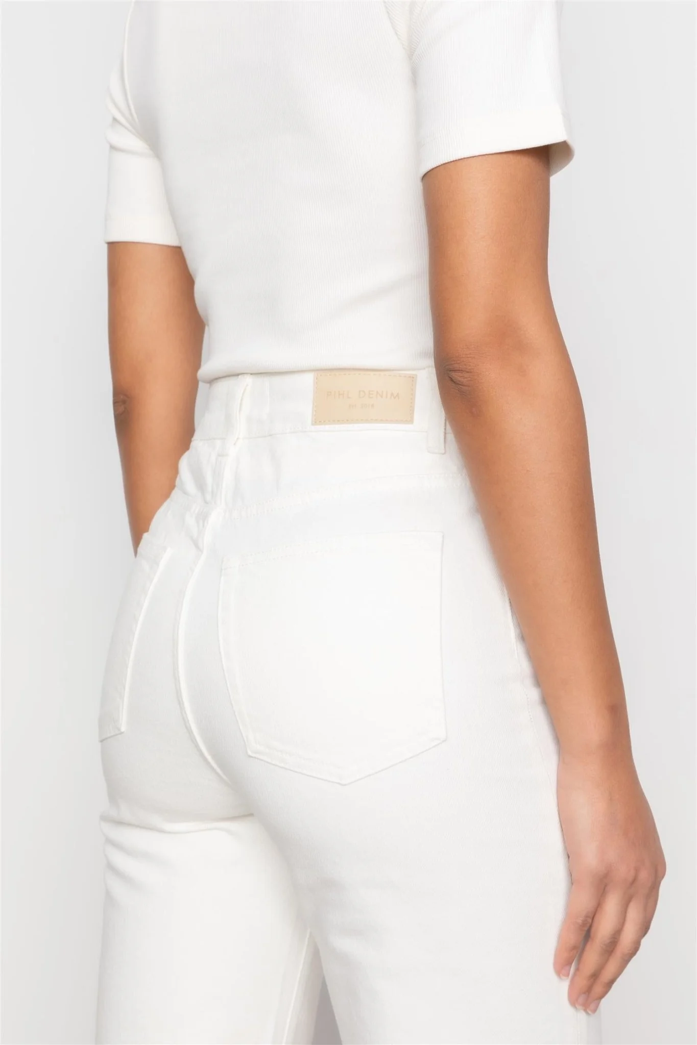 Holly Jeans White - Image 5