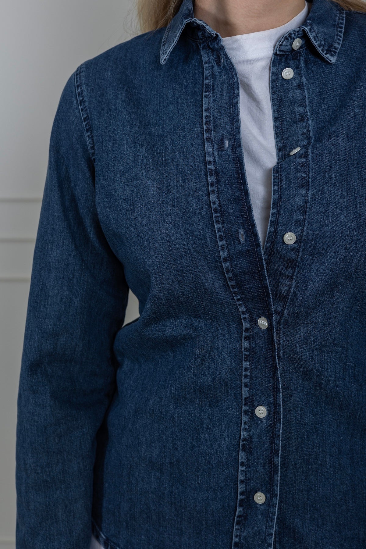 Bea Noa Ls Fitted Denim Shirt Medium Blue Denim - Image 6