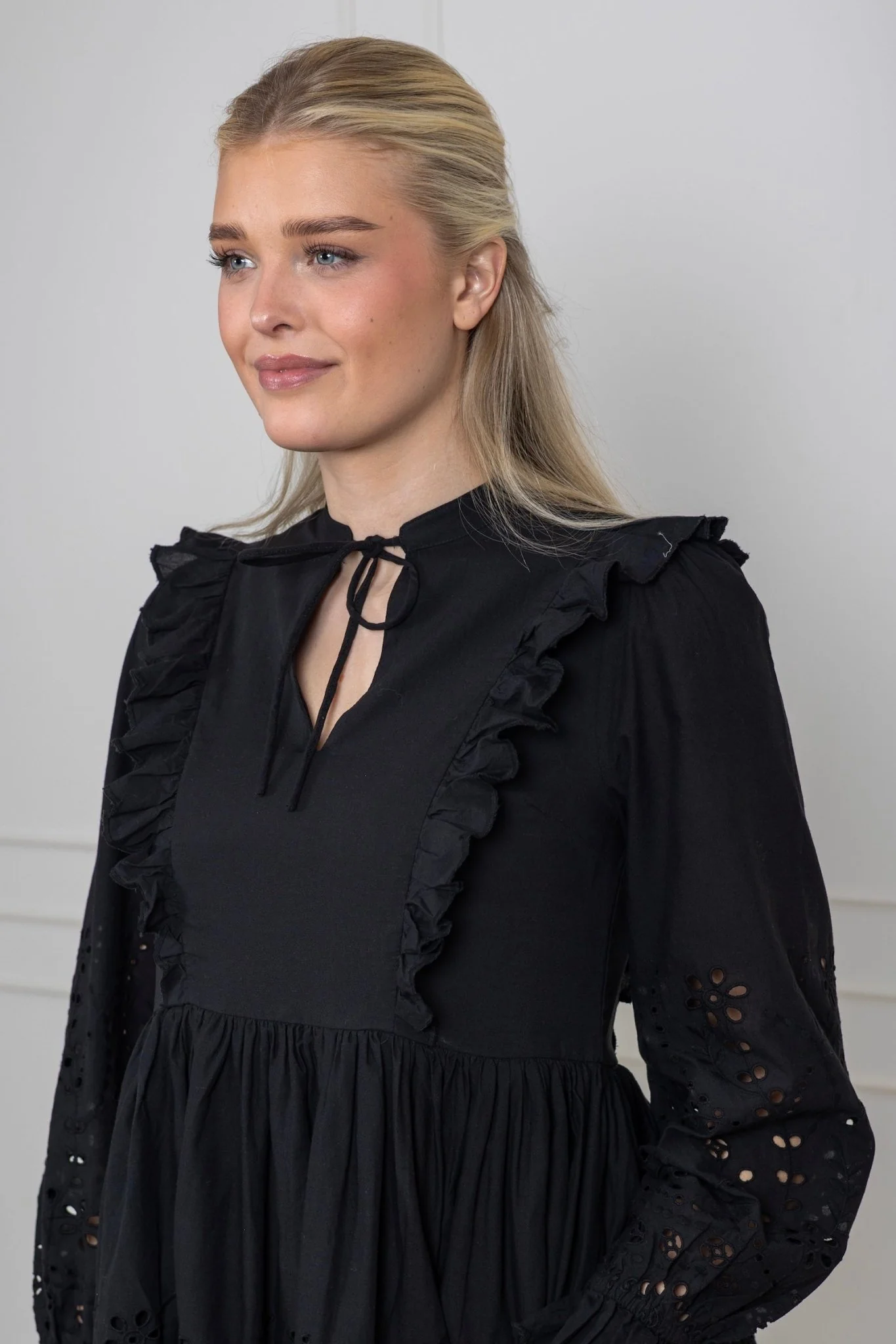 Yasluma Ls Dress Black - Image 8