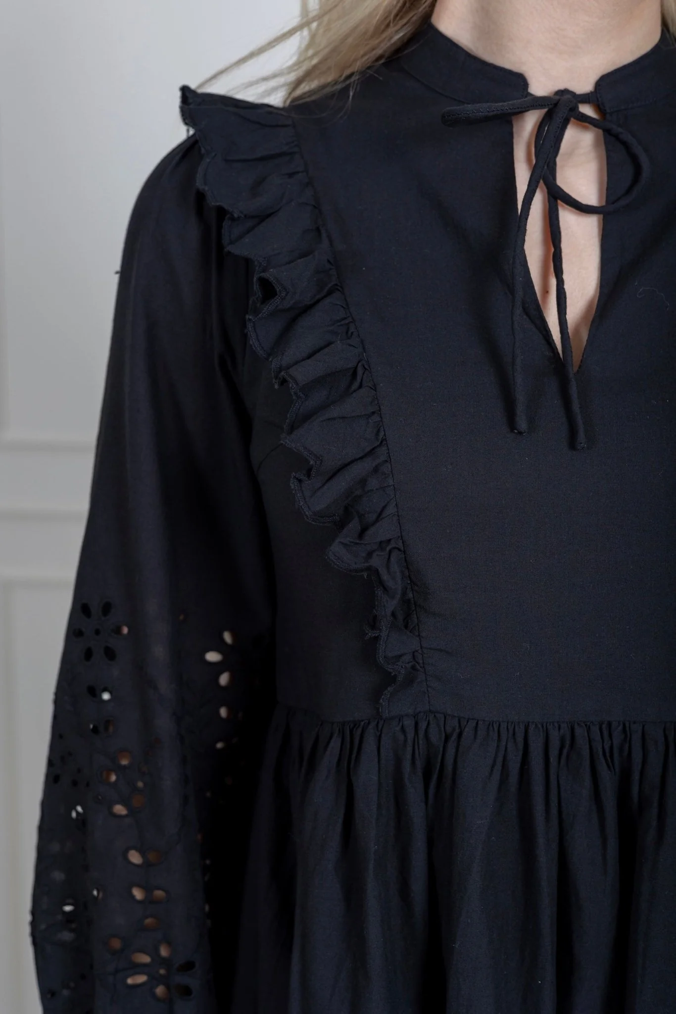Yasluma Ls Dress Black - Image 9