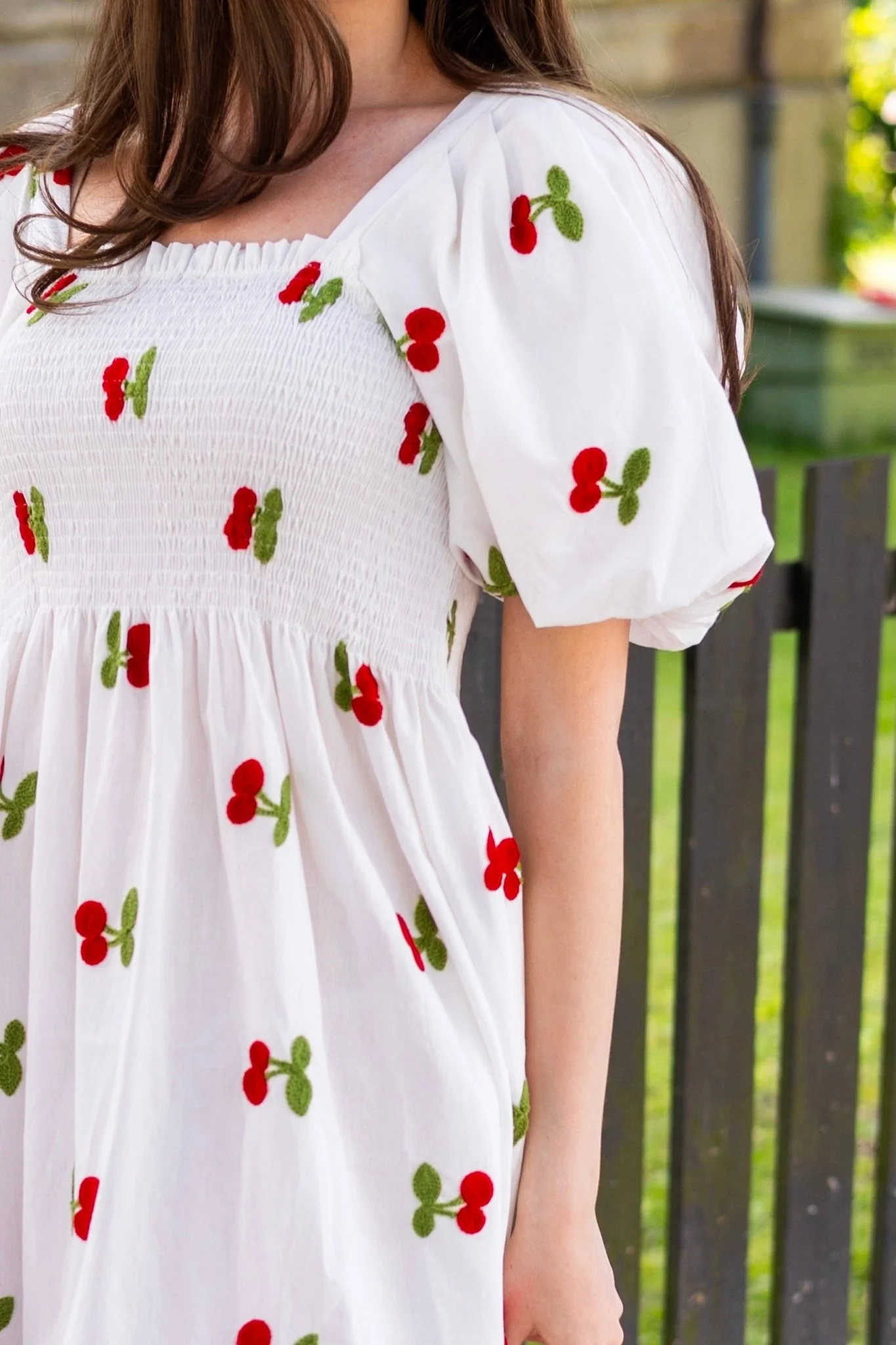 Cheri Fruit Dress White/Red - Image 5