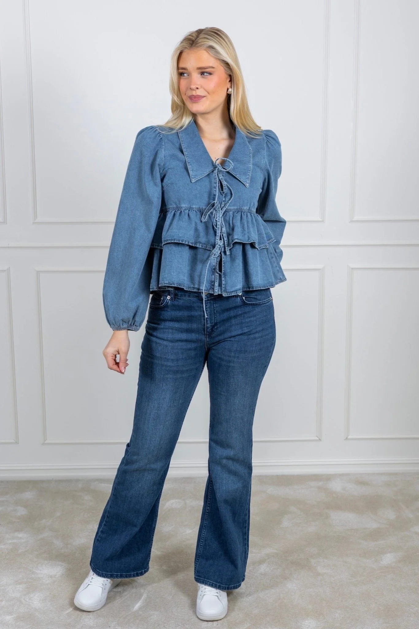 Yascelinde Ls Top Light Blue Denim - Image 3