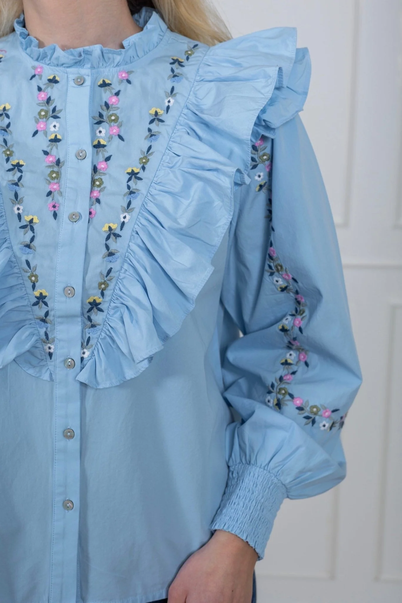 Kennie Ls Shirt Clear Sky W. Emb. - Image 6
