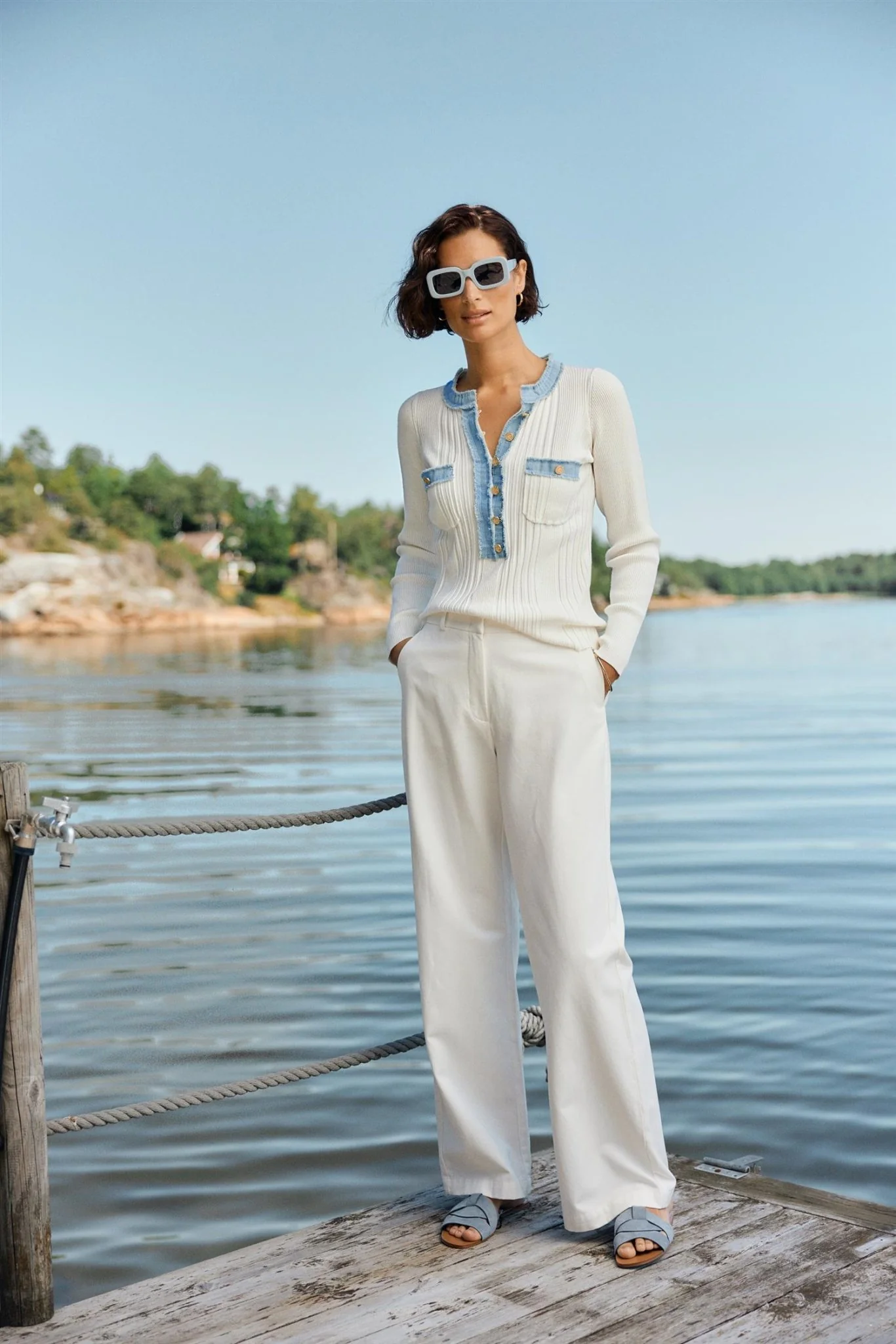 La Pullover White - Image 8