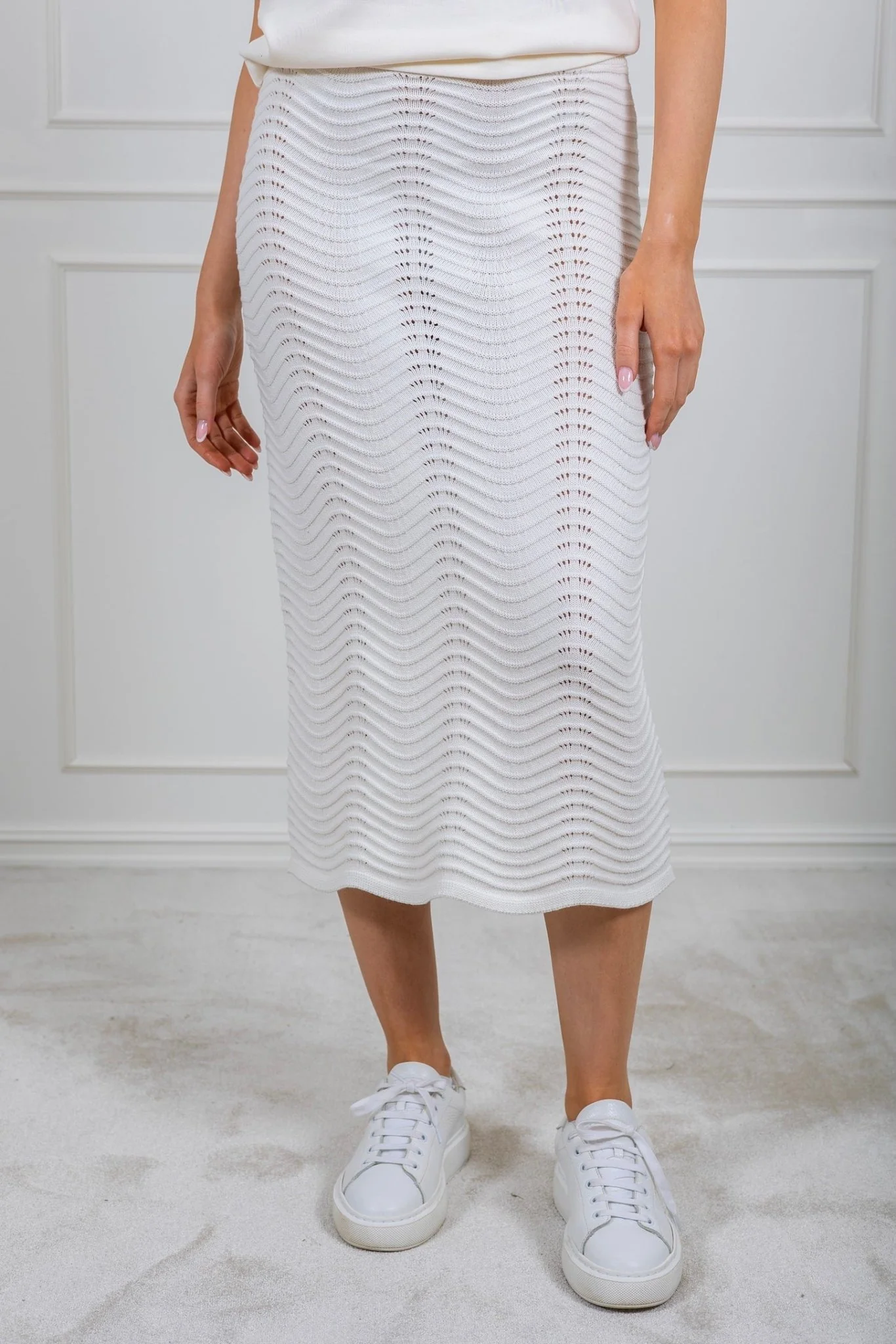 The Wave Liva Skirt White