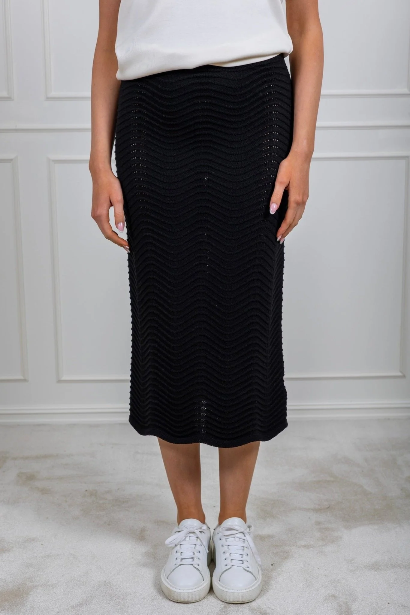 The Wave Liva Skirt Black