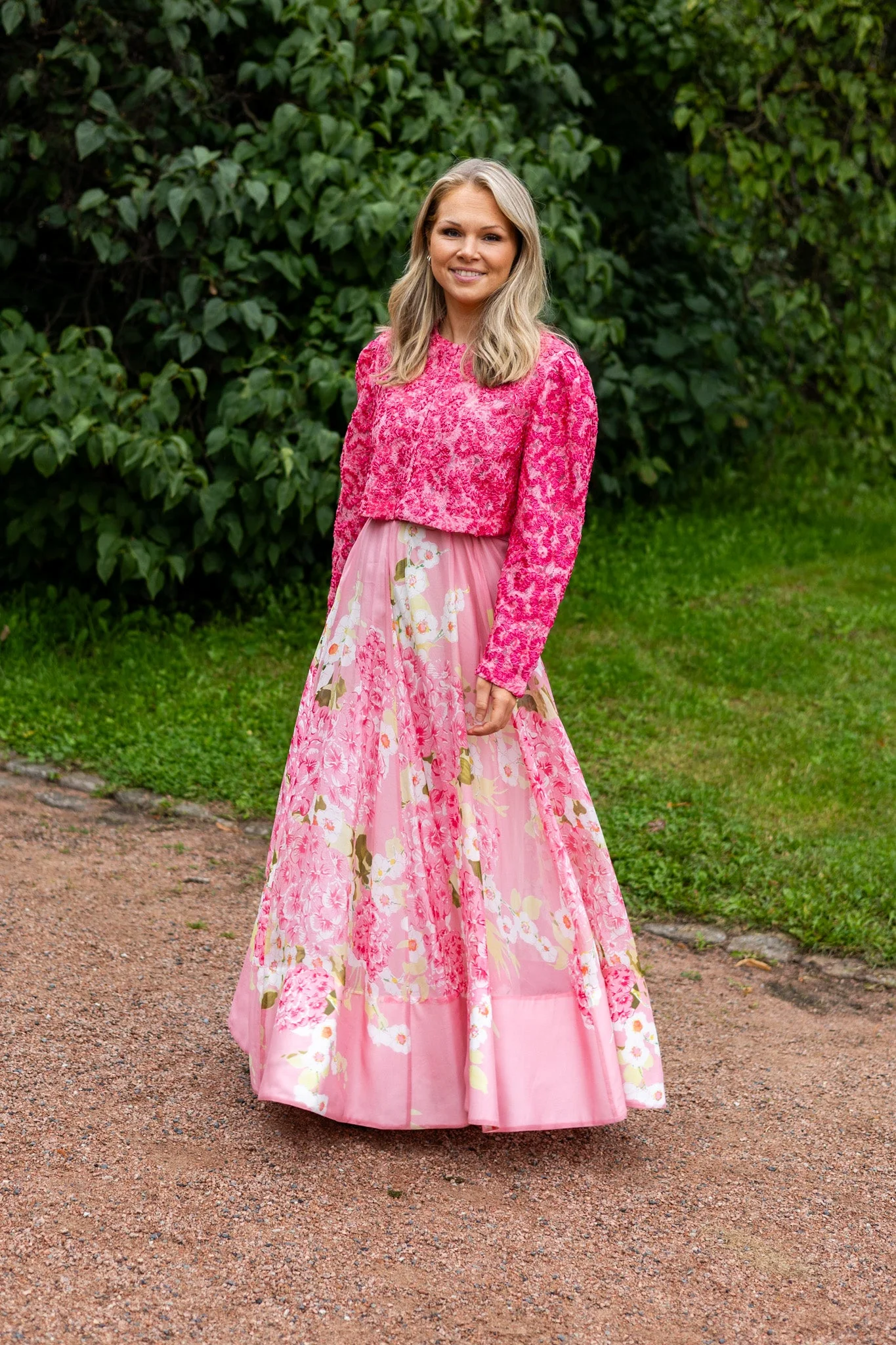 Embroidered Jacket Pink Bloom - Image 3