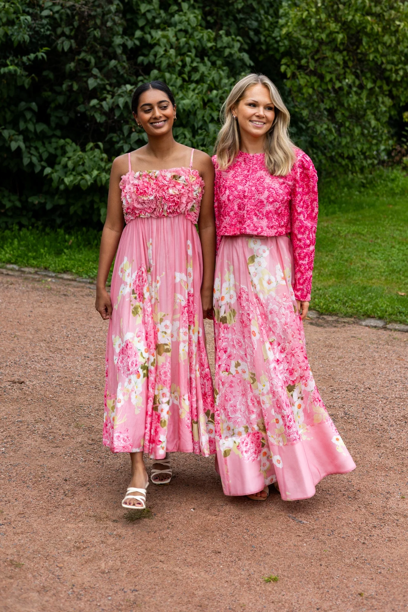 Embroidered Jacket Pink Bloom - Image 4