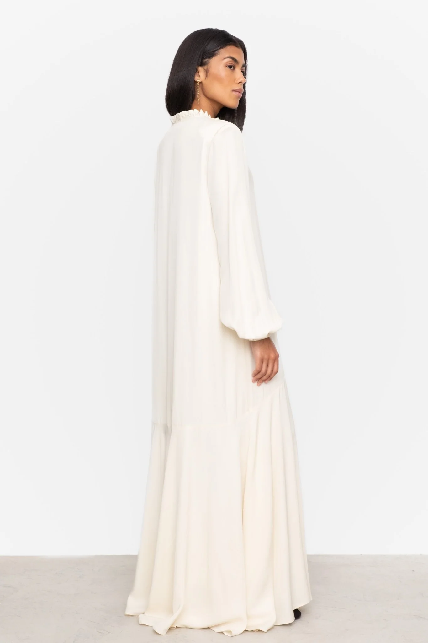 Laura Dress Cream - Image 2