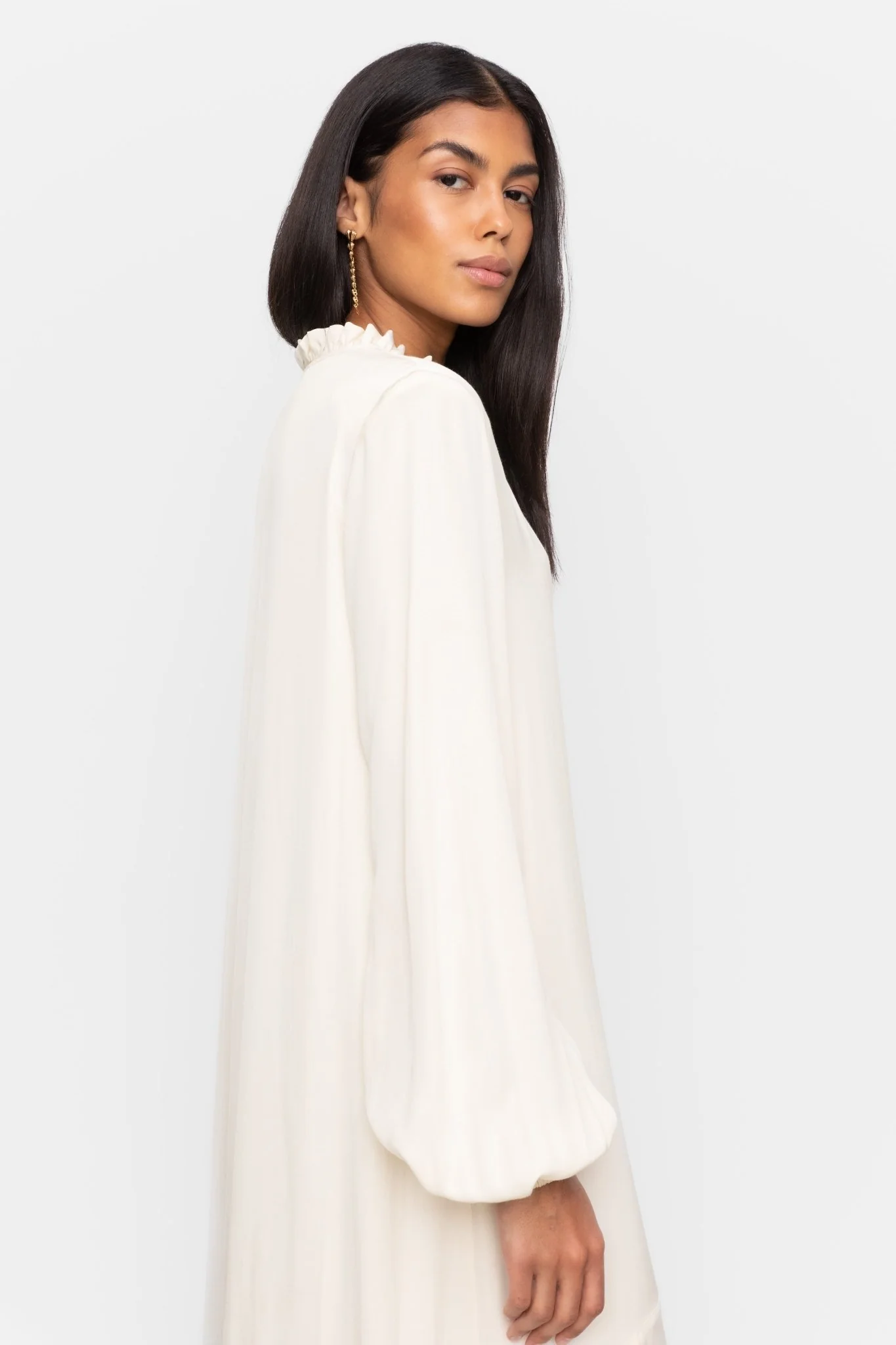 Laura Dress Cream - Image 4