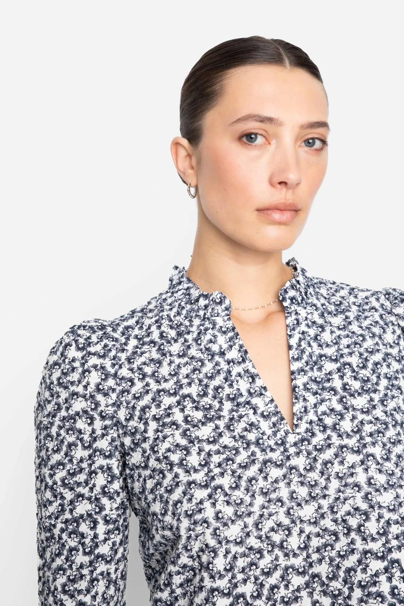 Jenny Blouse Navy Rosehip Print - Image 9