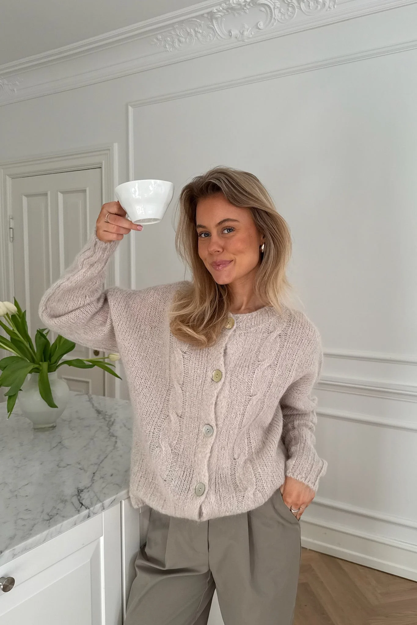 Ditte Cardigan Beige