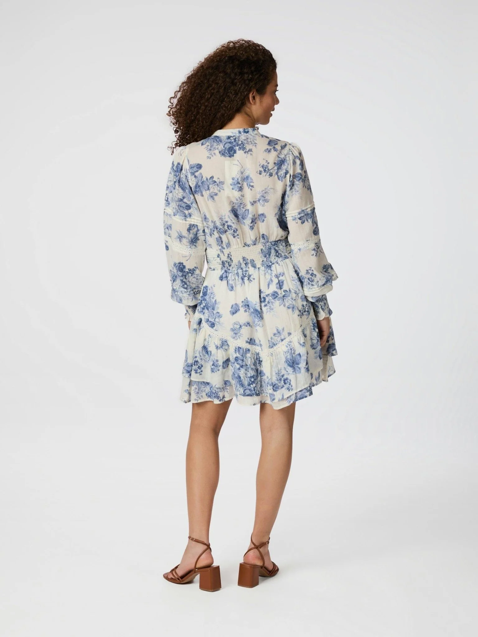 Roberta Flower Flow Dress Light Blue - Image 6