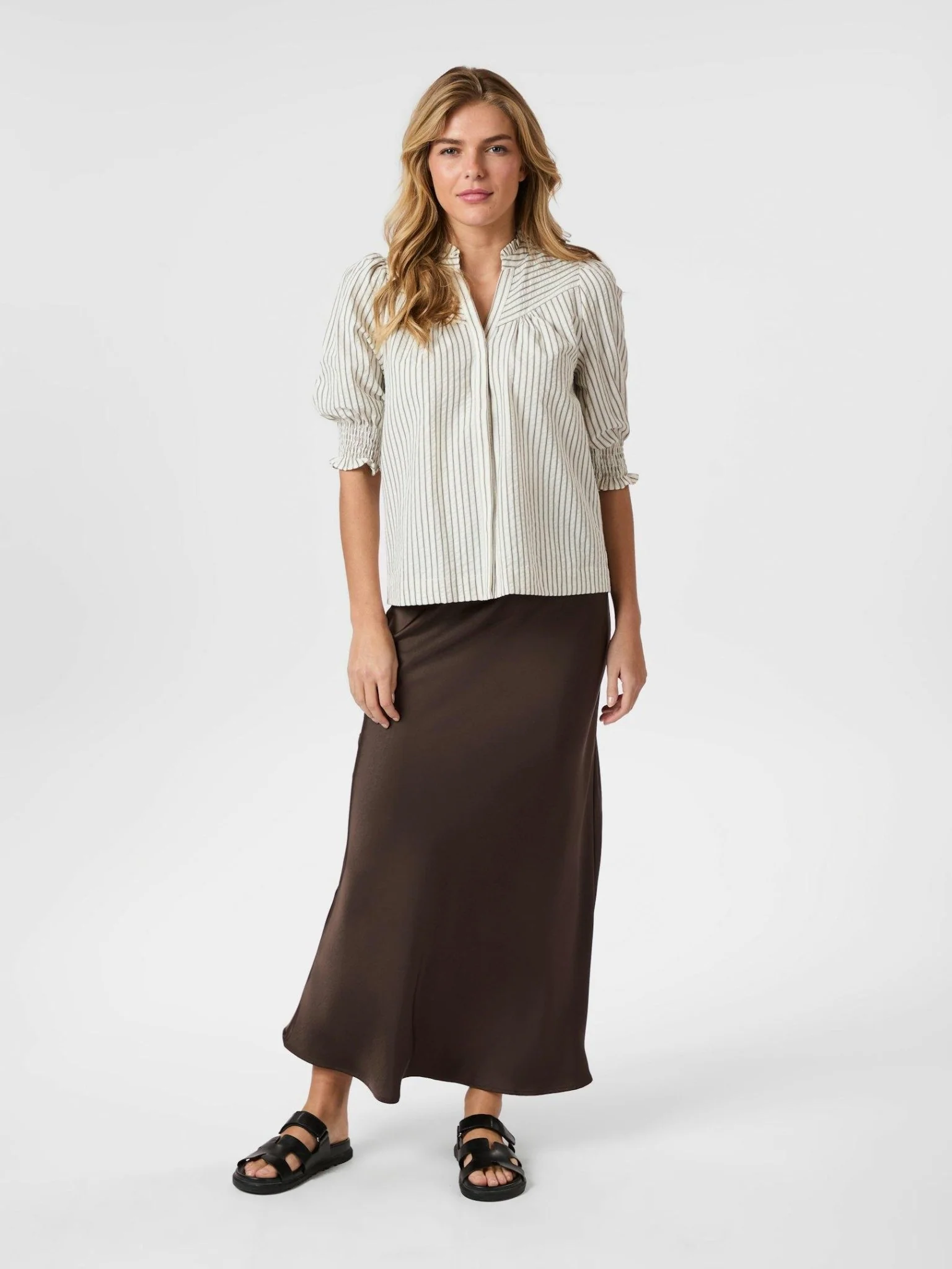Diana Crepe Stripe Blouse Brown - Image 4