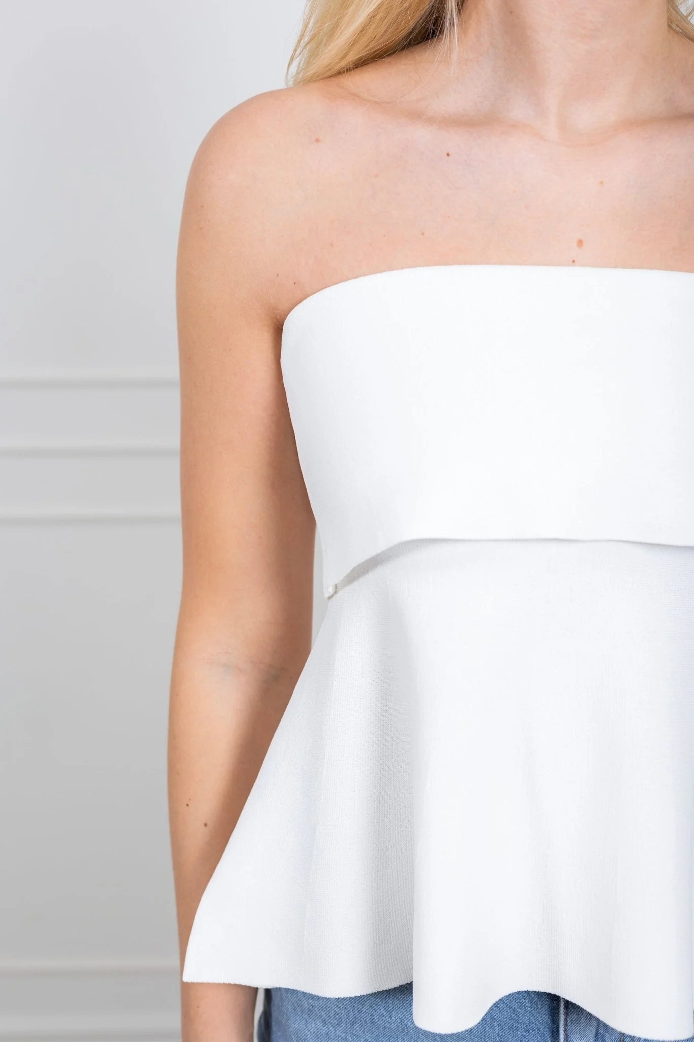 Ami Top Off White - Image 4