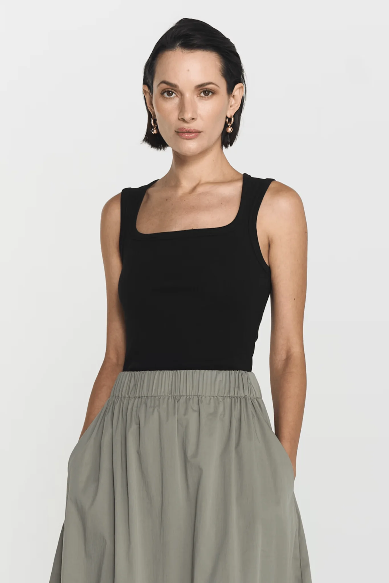 Hera Singlet Black - Image 7