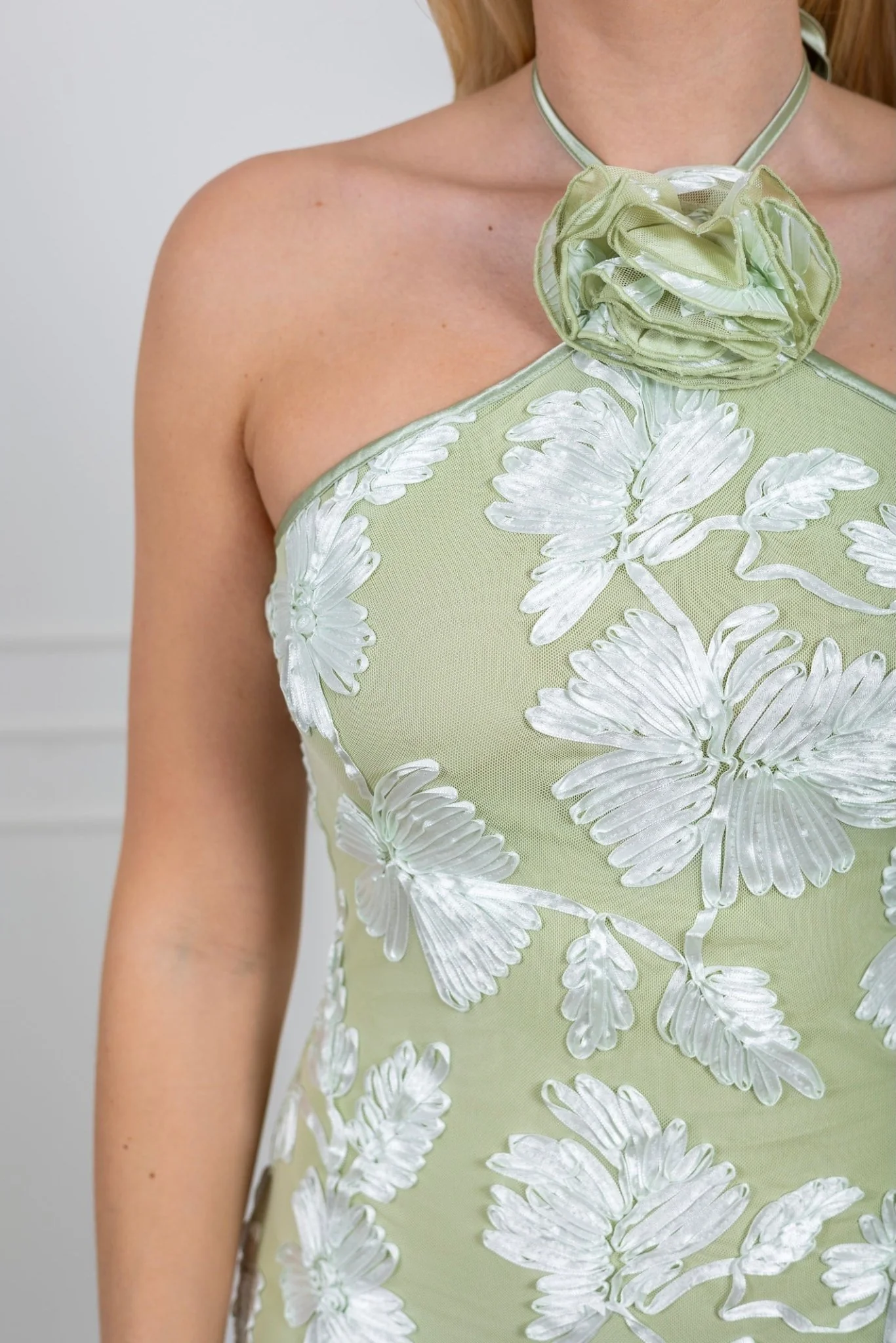 Rose Dress Pale Green - Image 16
