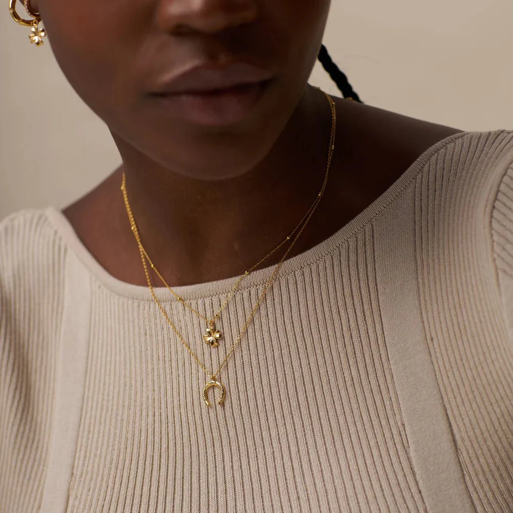 Clover Charm Necklace Pale Gold - Image 3