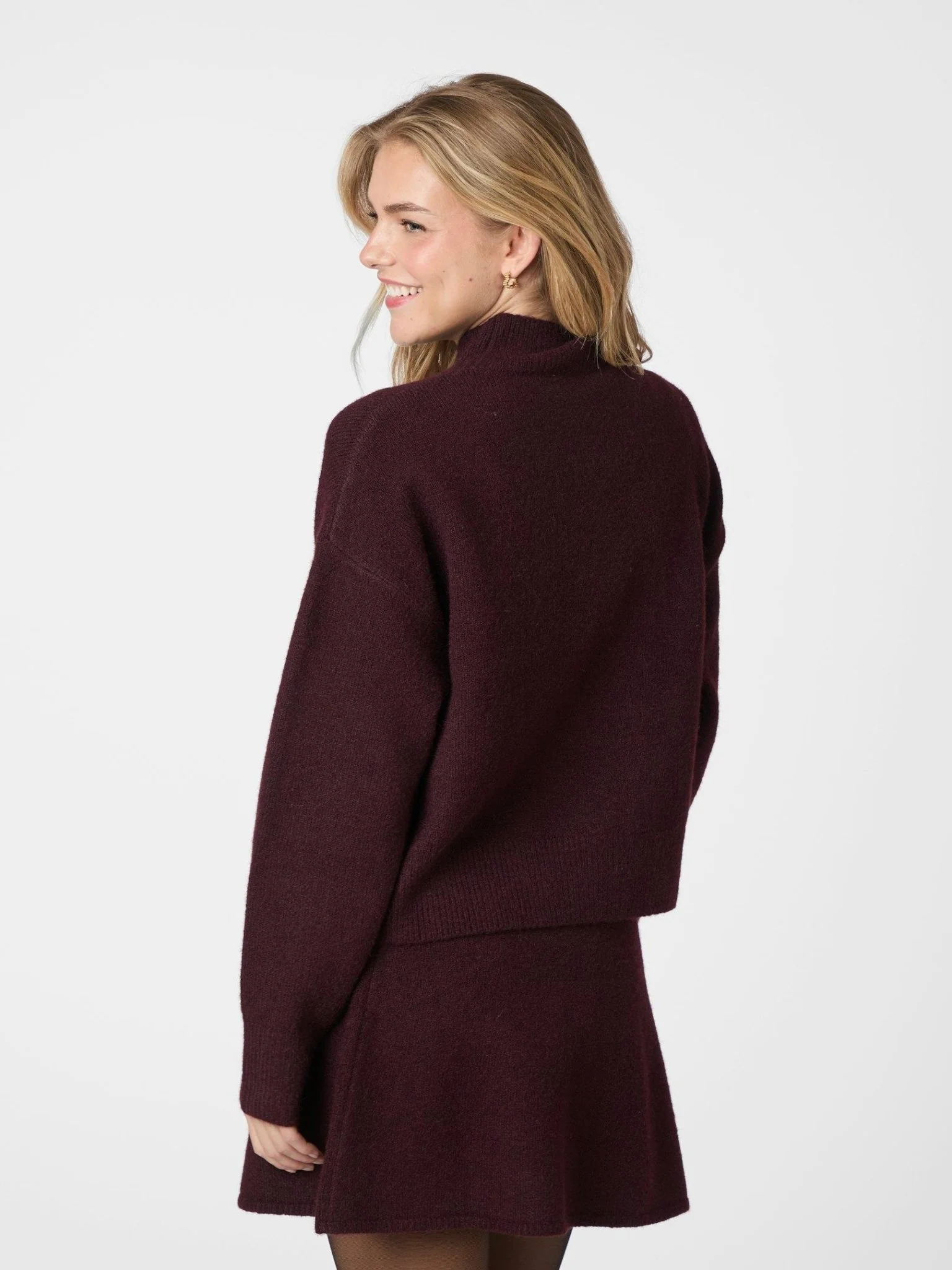 Paulina Knit Blouse Wine - Image 6
